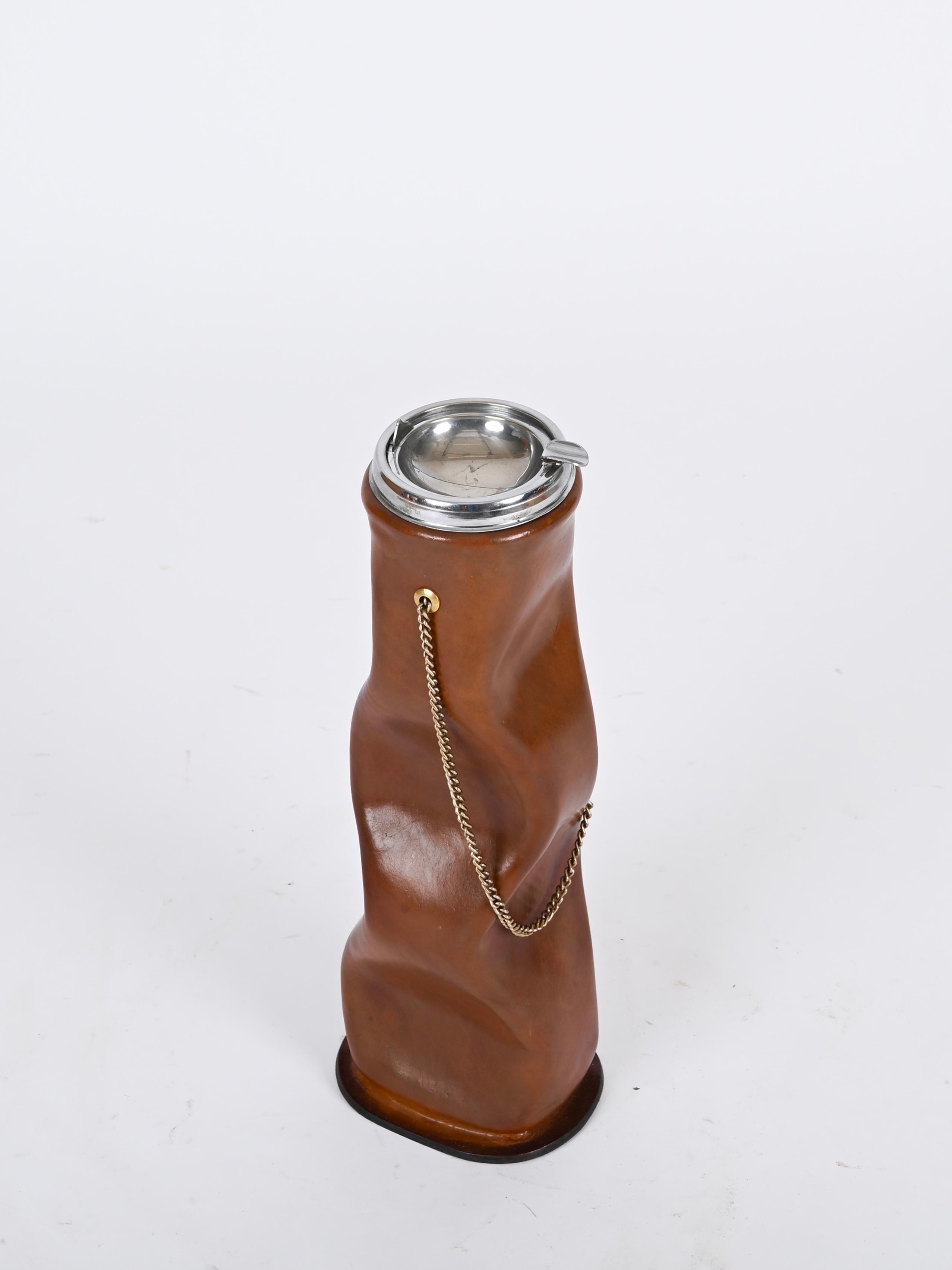 Nova Tecno Midcentury Pleated Leather and Brass Ashtray, Italy 1970's For Sale 3