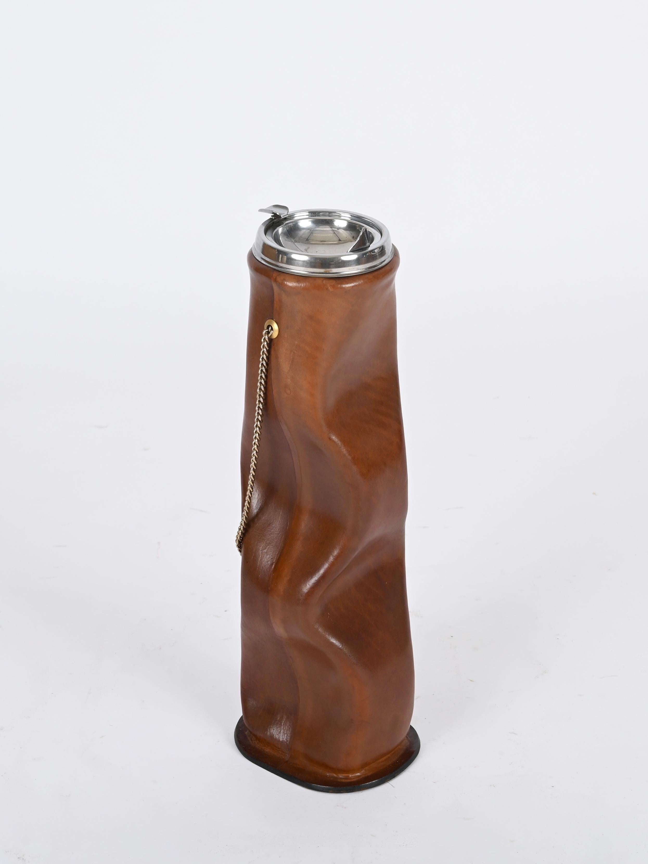 Nova Tecno Midcentury Pleated Leather and Brass Ashtray, Italy 1970's For Sale 6