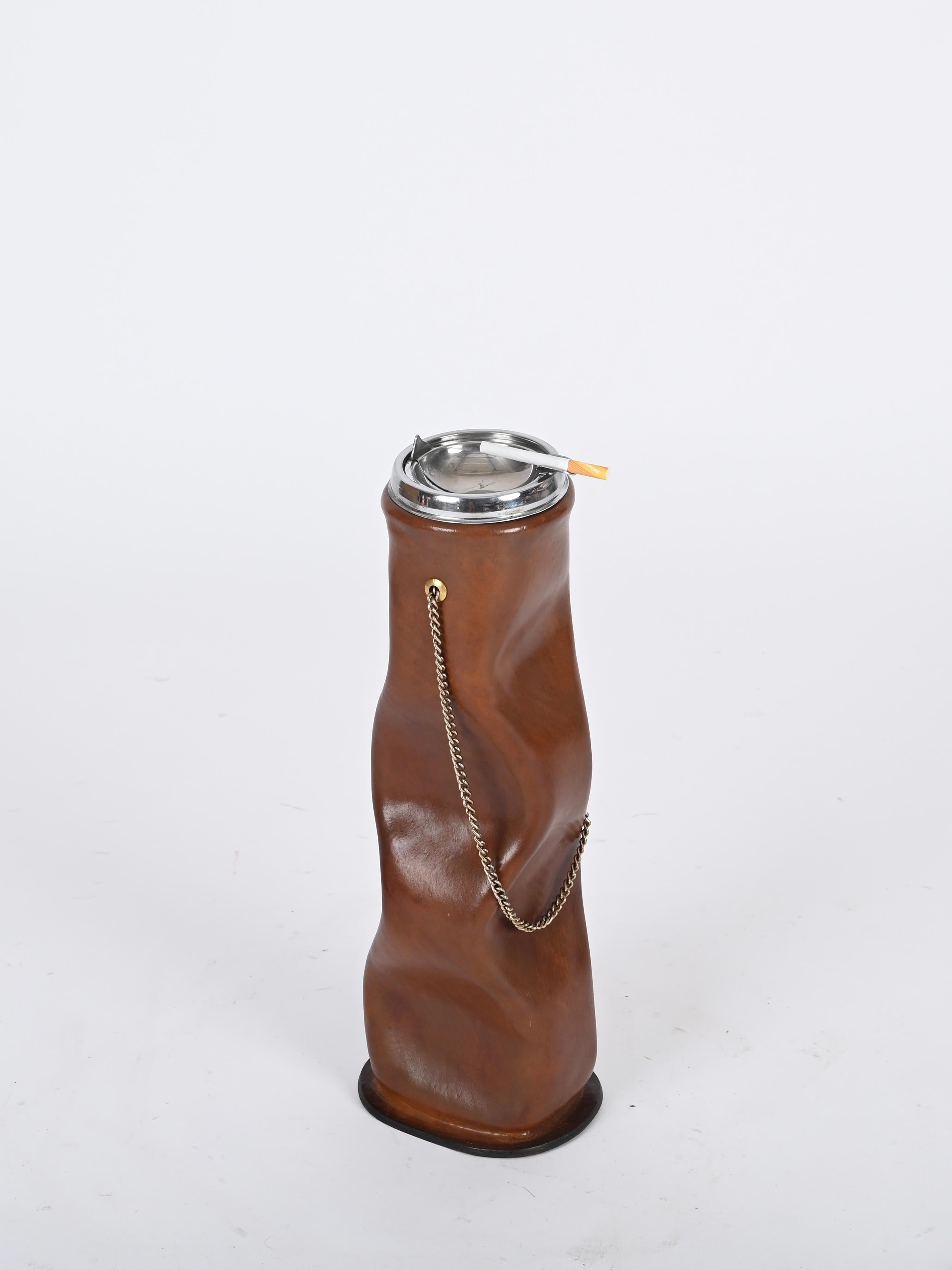 Italian Nova Tecno Midcentury Pleated Leather and Brass Ashtray, Italy 1970's For Sale