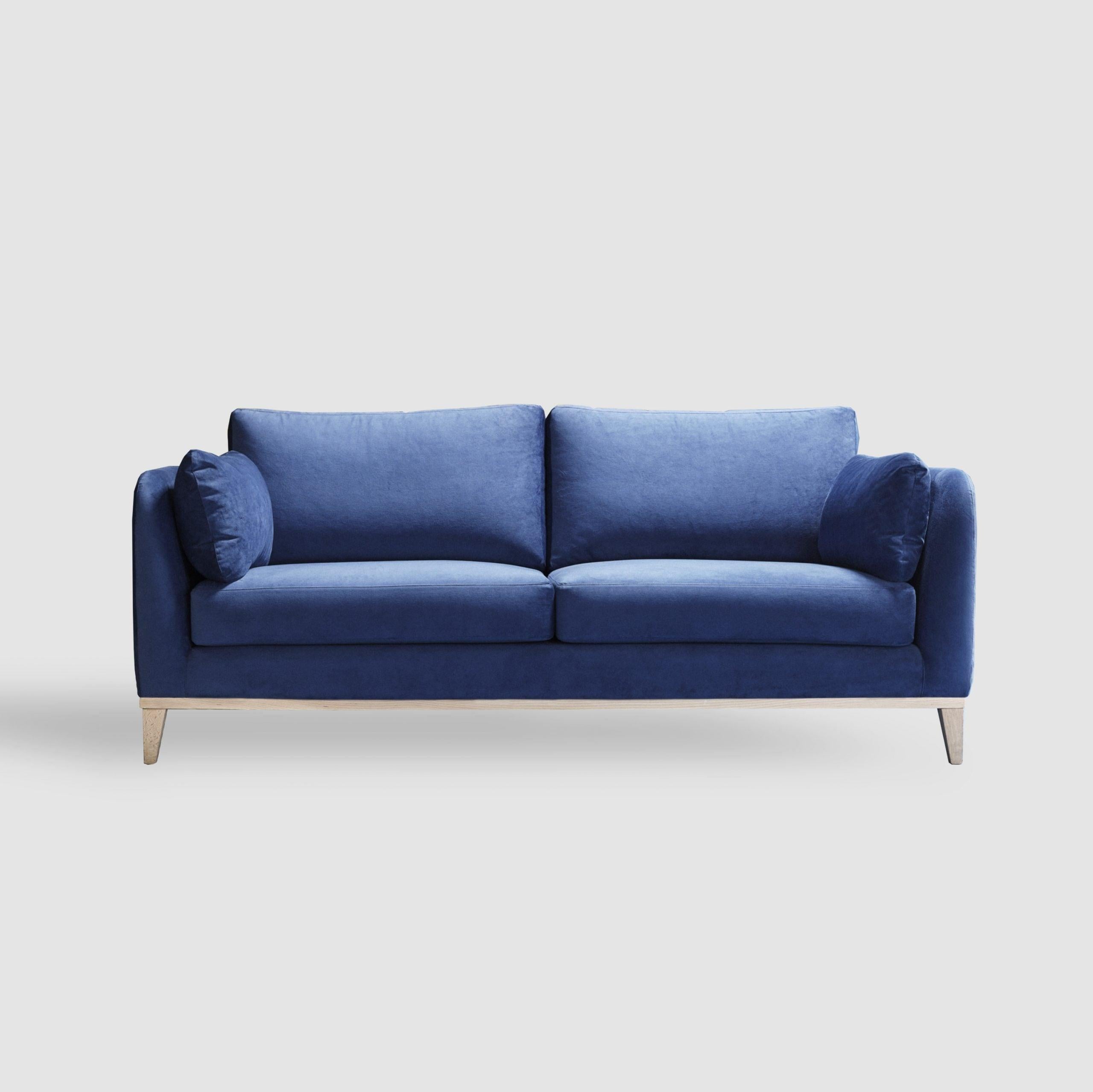 Novak sofa by Pepe Albargues
Dimensions: W 200 x D 96 x H 85 cm
Materials: Pine wood structure reinforced with plywood and tablex.
Seat CMHR (high resilence and flame retardant) for all our cushion filling systems.
Back cushions stuffed with 50%