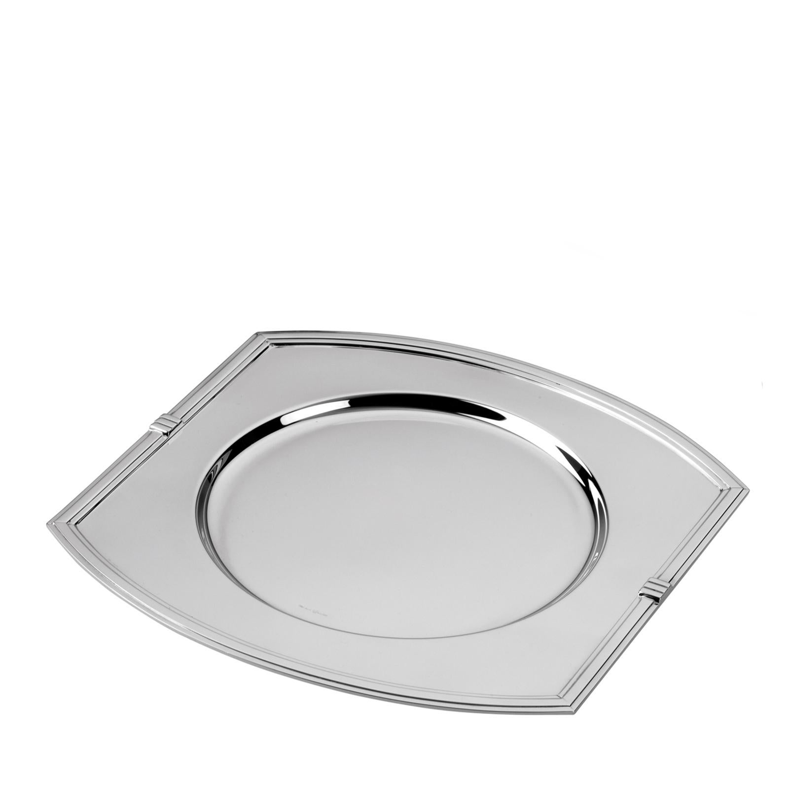 The Novecento collection, inspired by the Art Deco style, offers functionality alongside classical details that are effortlessly timeless. This elegant charger plate features a rectangular Silhouette, slightly curved top and bottom sides, and sharp