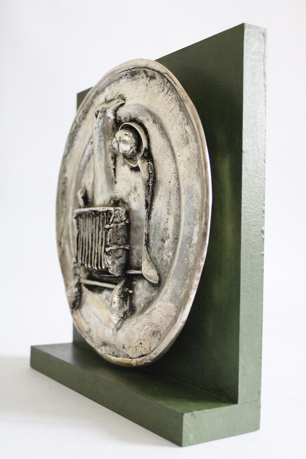 Appearances Italy 1980 Multiple Silver Plated Bronze on Painted Wood For Sale 3
