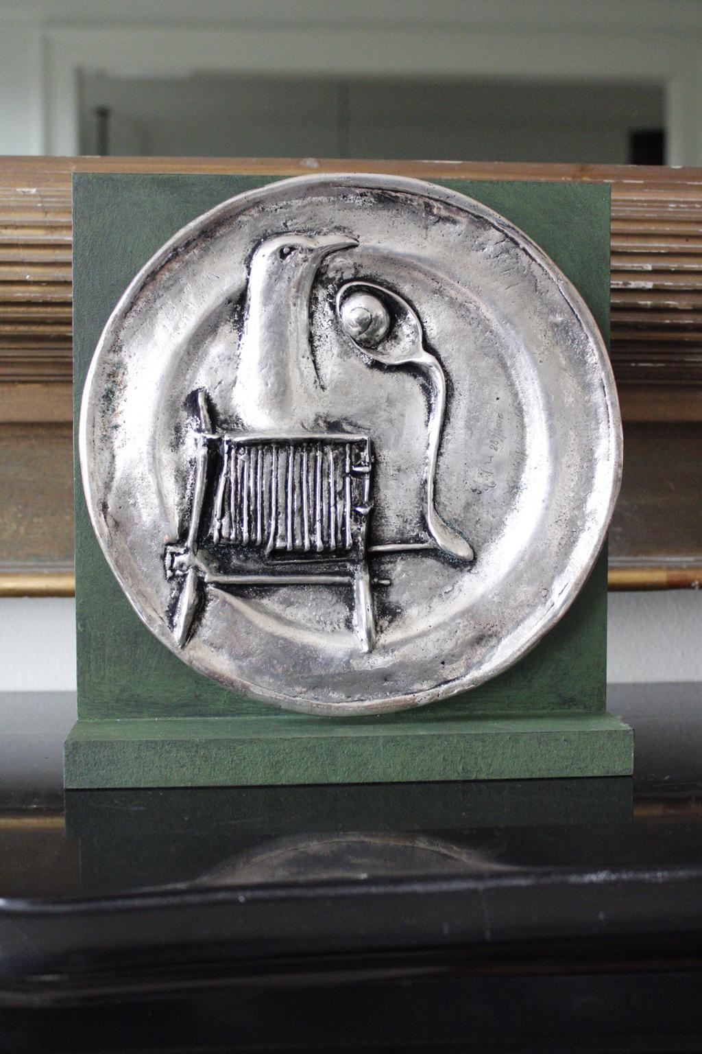 Appearances Italy 1980 Multiple Silver Plated Bronze on Painted Wood For Sale 5