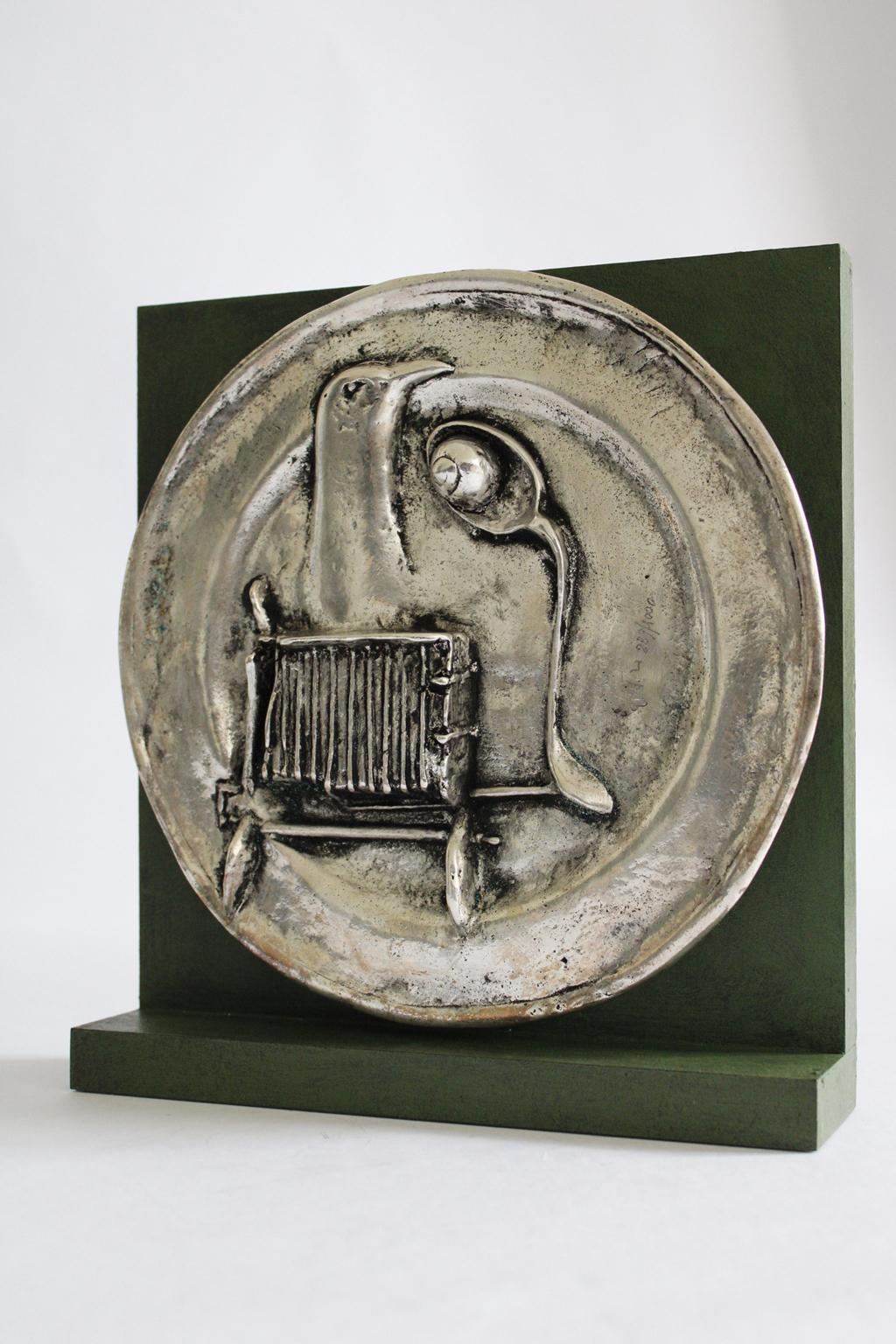 Appearances Italien 1980 Mehrfach versilberte Bronze auf bemaltem Holz (Abstrakt), Sculpture, von Novello Finotti