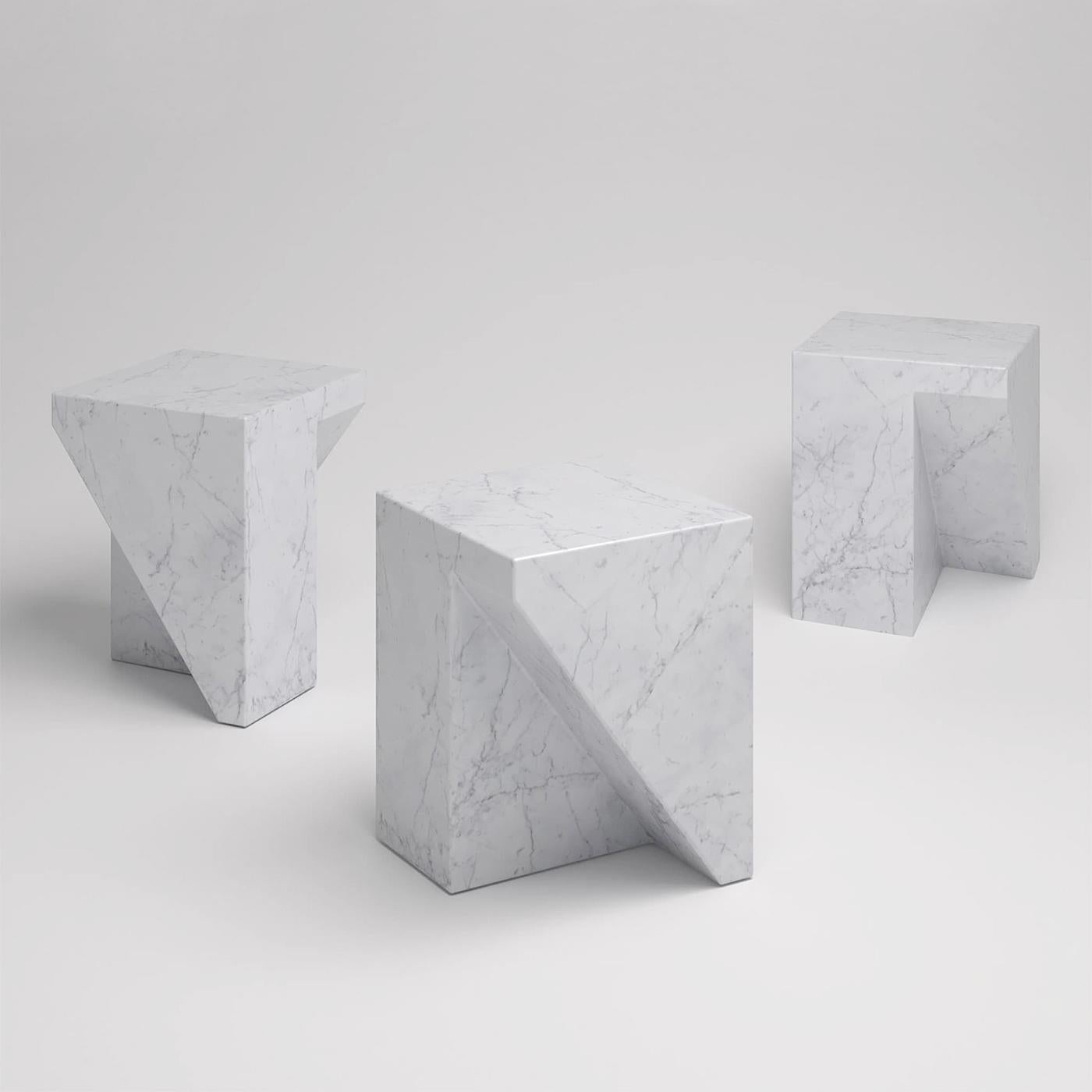 Hocker aus weißem Marmor von Lucio im Angebot 3