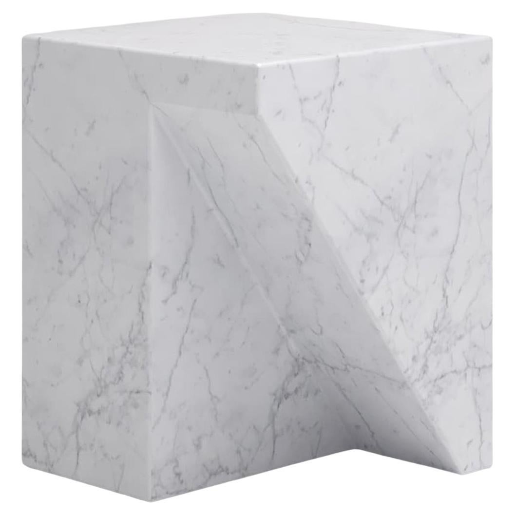 Hocker aus weißem Marmor von Lucio im Angebot