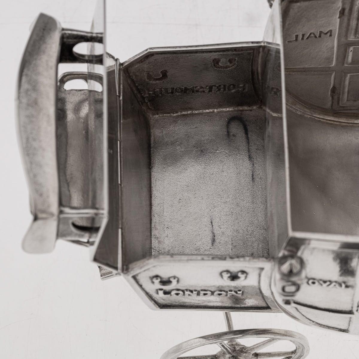 Novità del 20° secolo, compendio per fumatori americano in argento massiccio, Gorham c.1930 in vendita 4