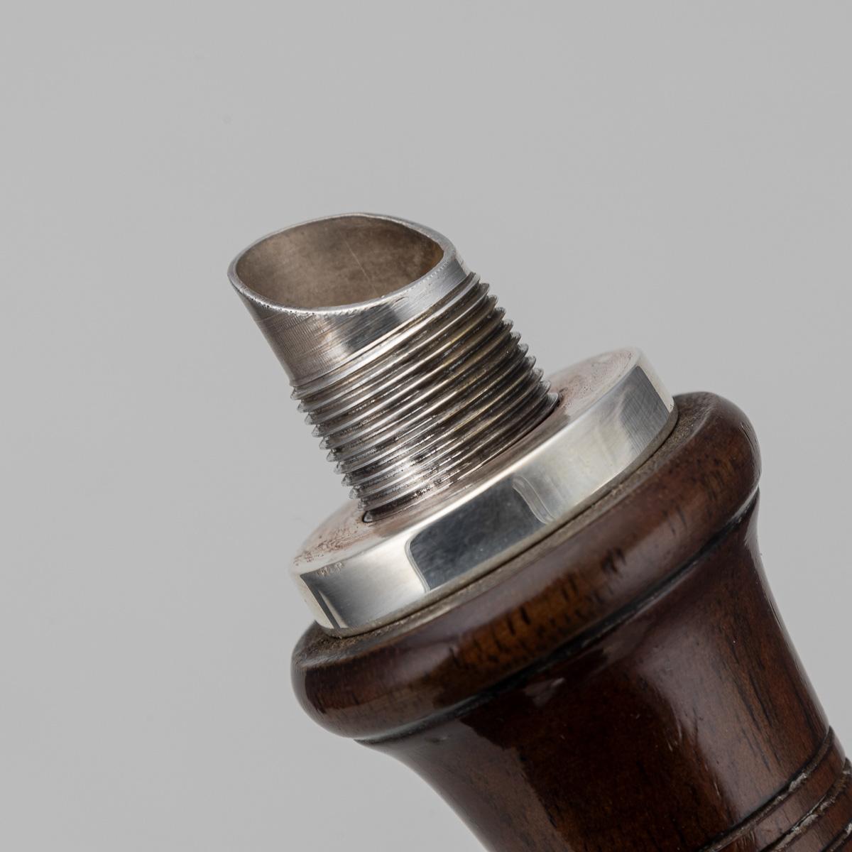 Britannique Nouveau gobelet à cocktail Skittle Bell en métal argenté du 20e siècle, Mappin & Webb, c.1930. en vente