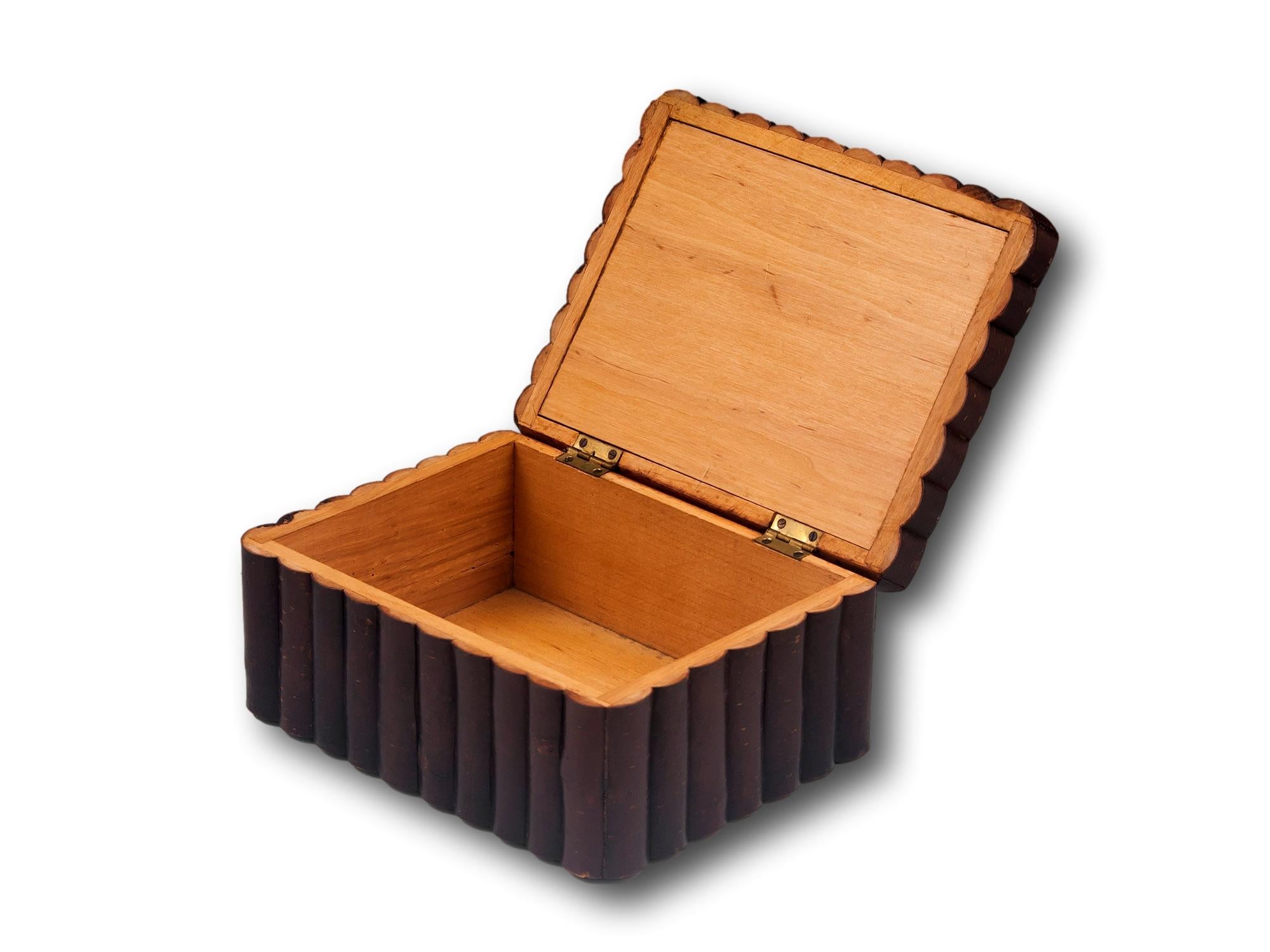 Neuheit Art Deco Zigarren Humidor  (20. Jahrhundert) im Angebot