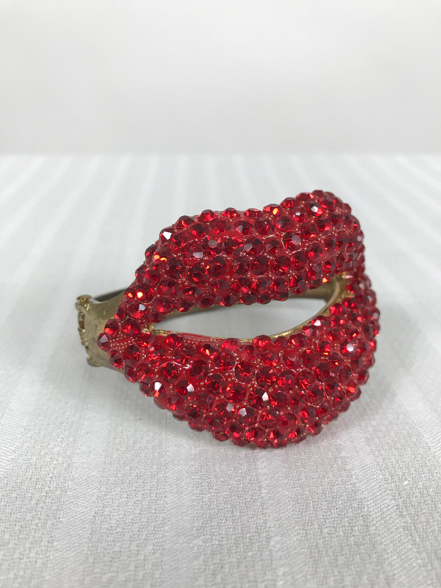 Women's Novelty Red Rhinestone Lips Bracelet 1980s