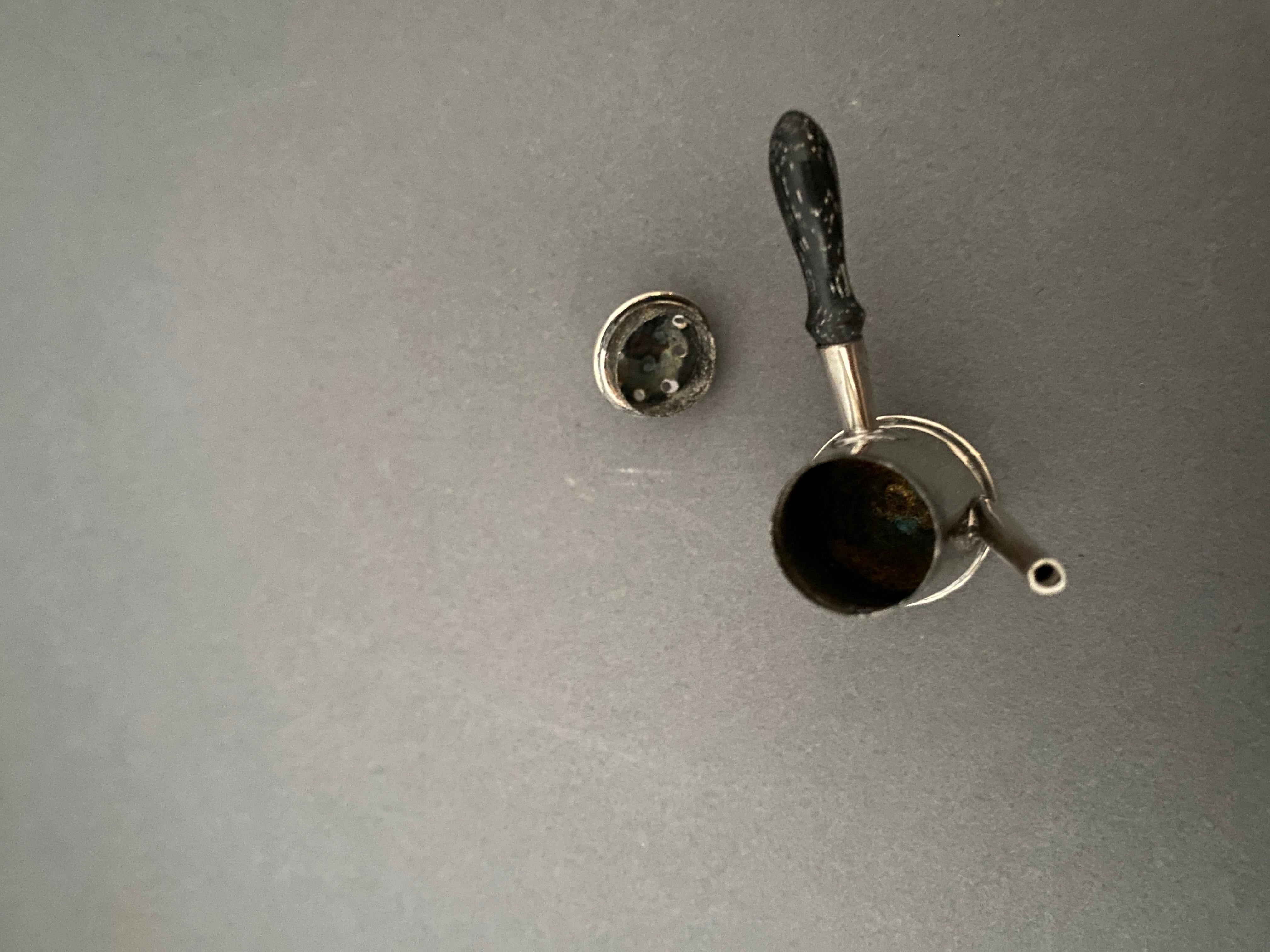 Poivrière miniature en argent A Silver Chester 1900 Bon état - En vente à Dereham, GB