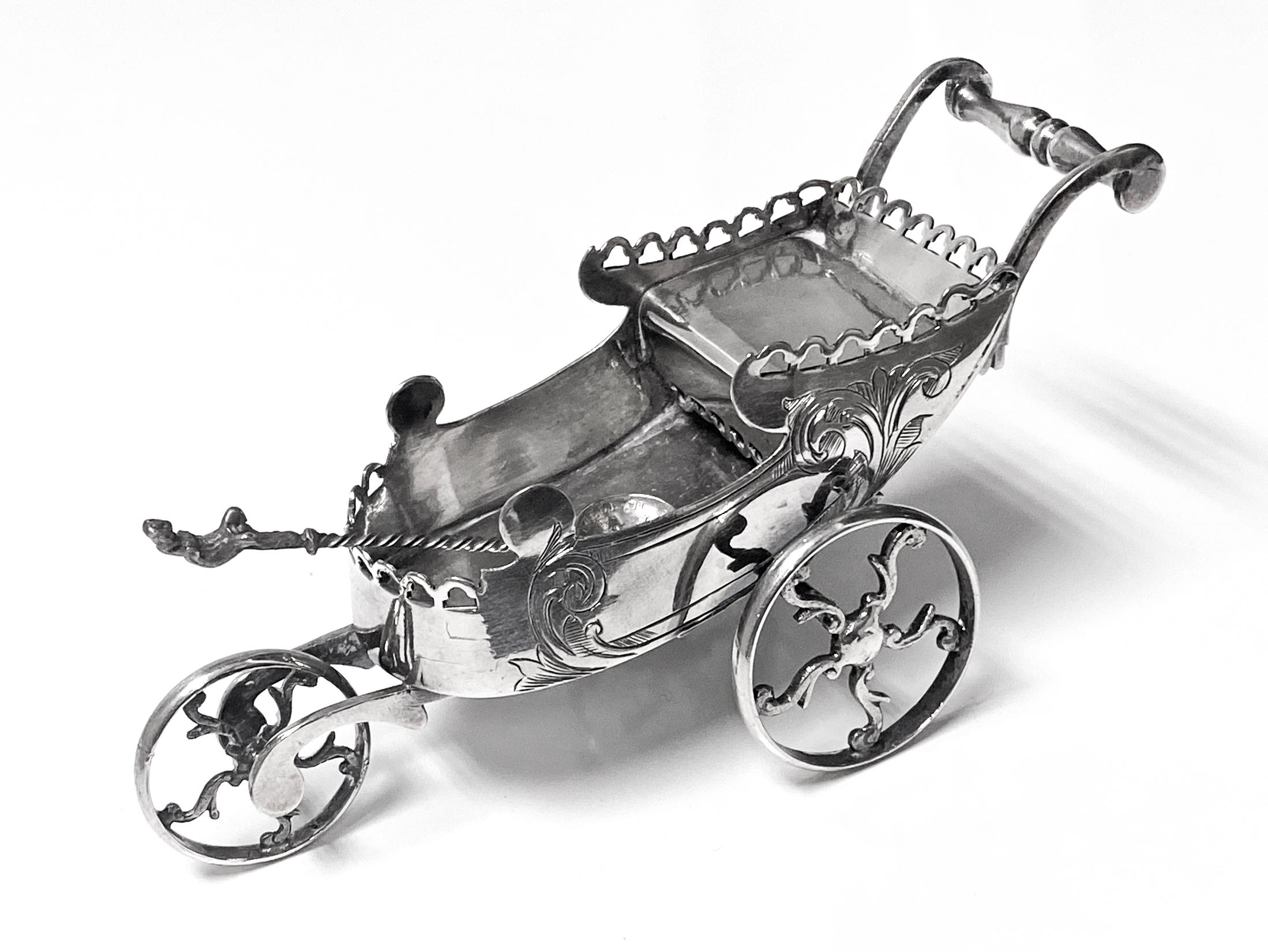 Chariot Carriage aus Silberblech Kontinental, um 1870 im Zustand „Gut“ im Angebot in Toronto, ON