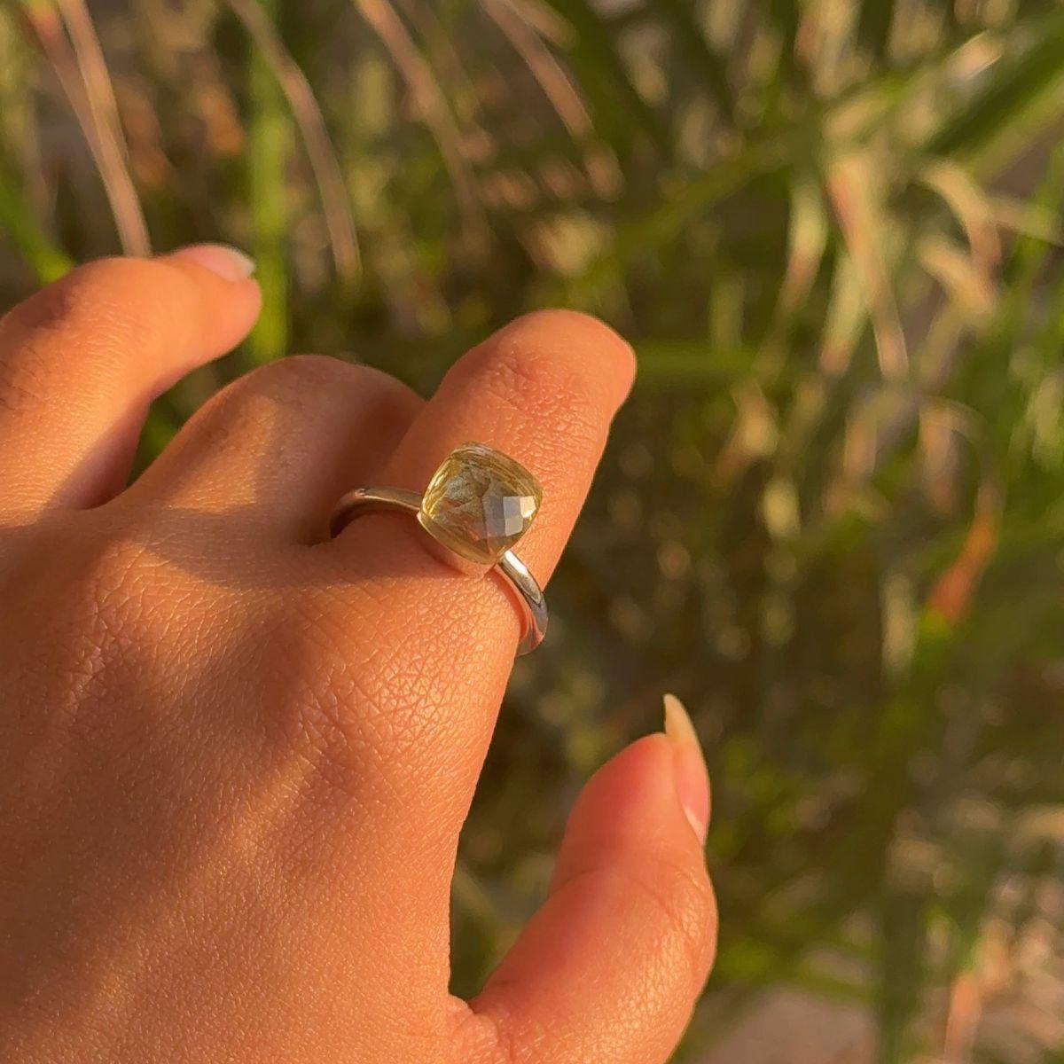 En venta: Anillo solitario de cuarzo limón con piedra de nacimiento de noviembre Joyería de plata 925 para regalo de mamá  2