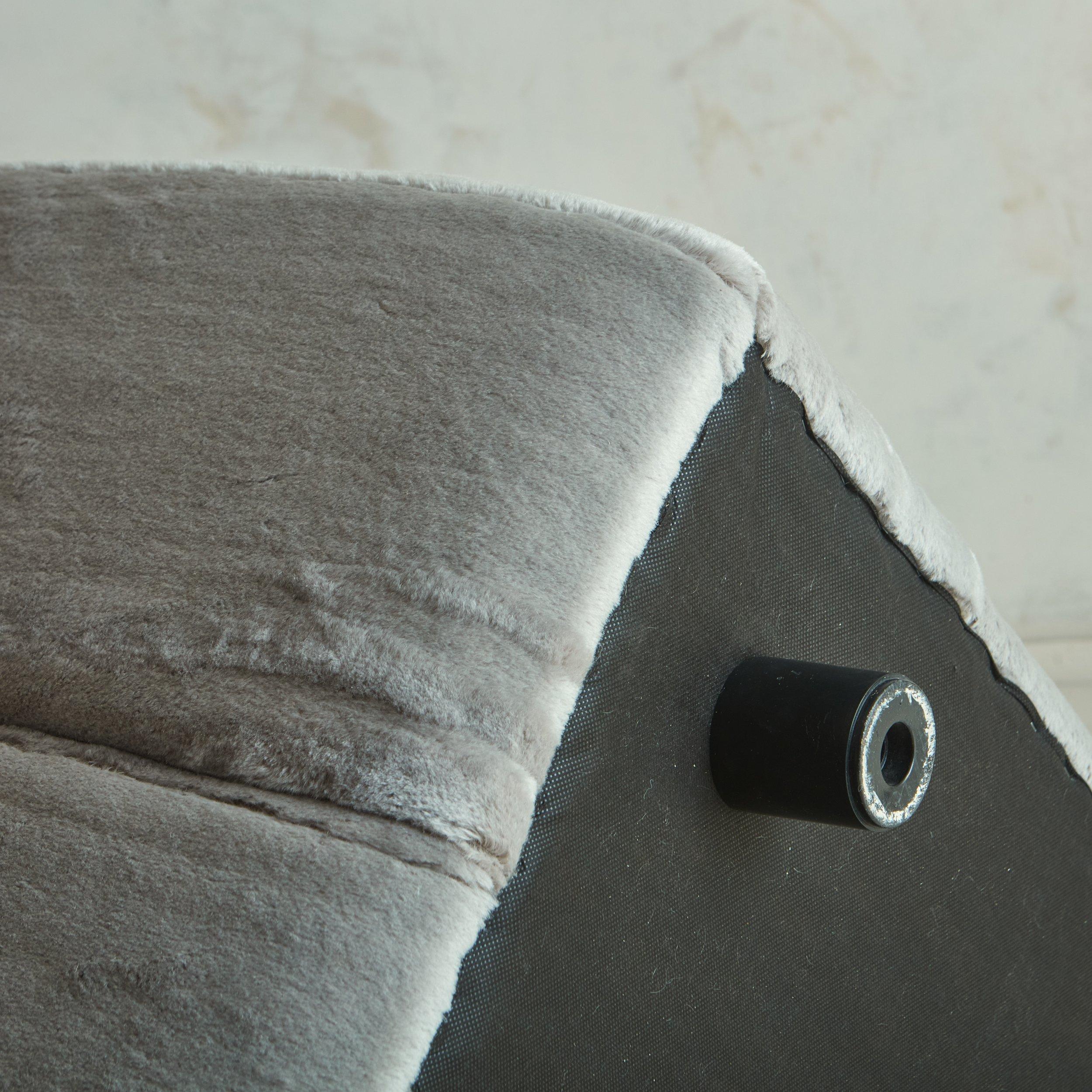 Novemila 9000' Modulares Sofa aus grauem gestreiften Samt von Tito Agnoli für Arflex im Angebot 4