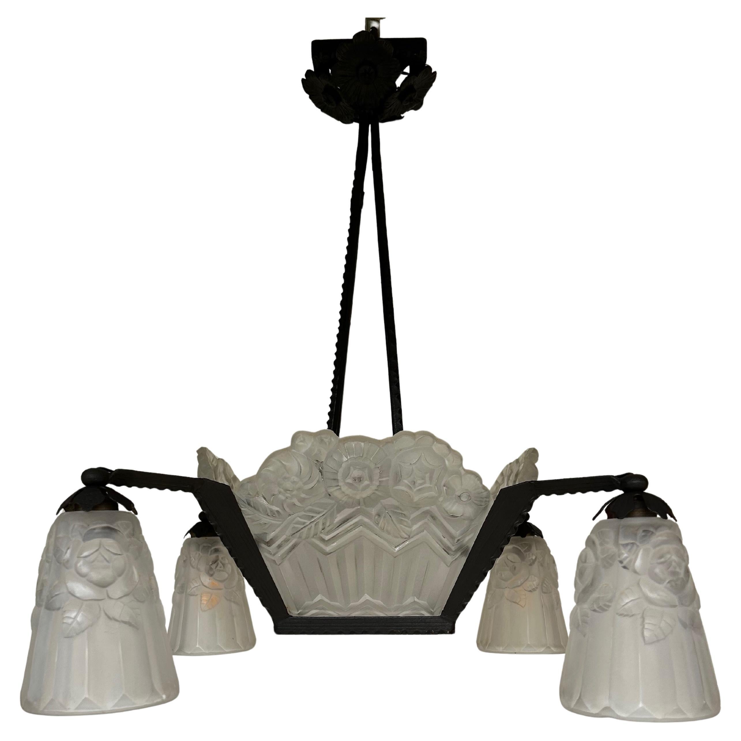 Noverdy Art Deco Chandelier