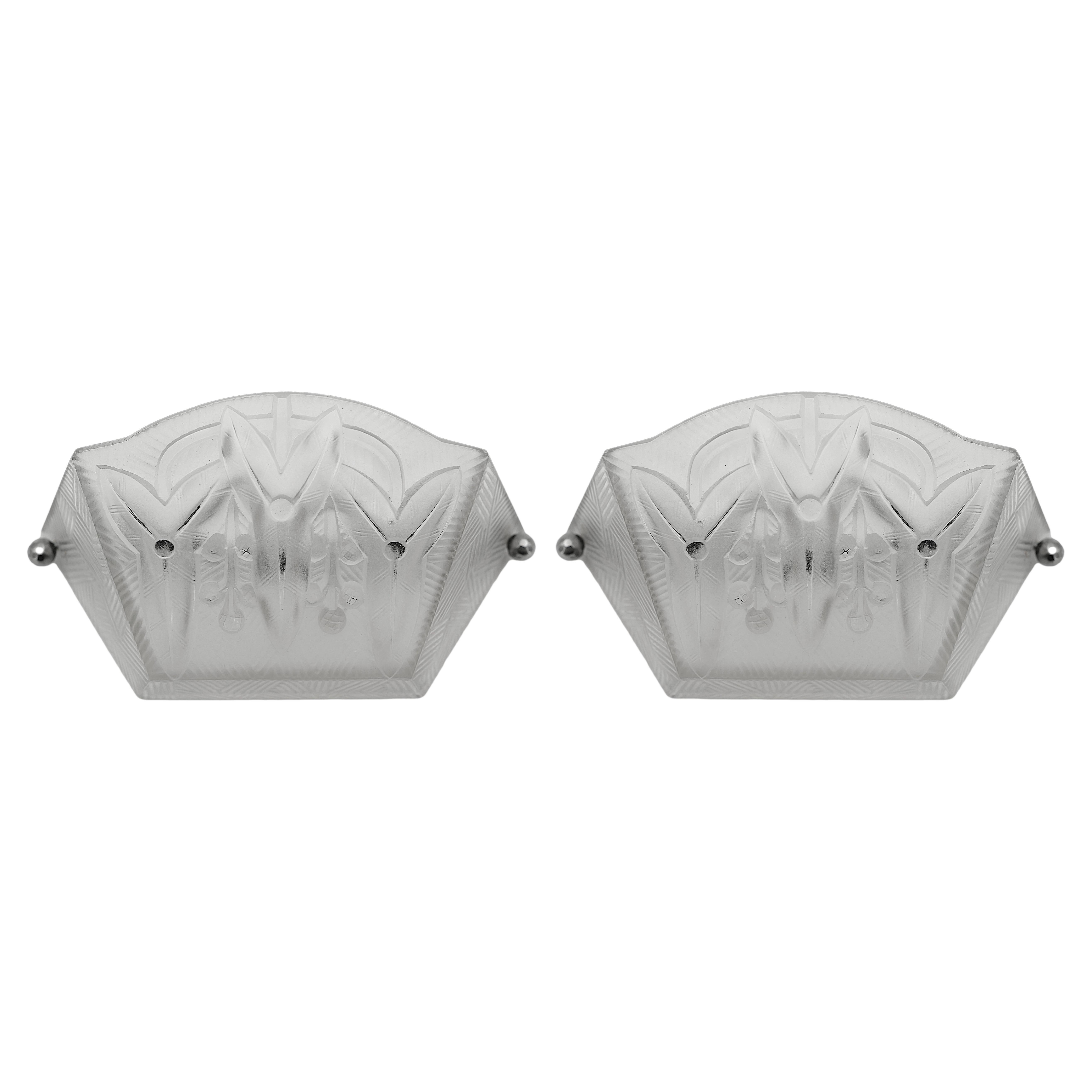 NOVERDY Pair of Wall Sconces 1920