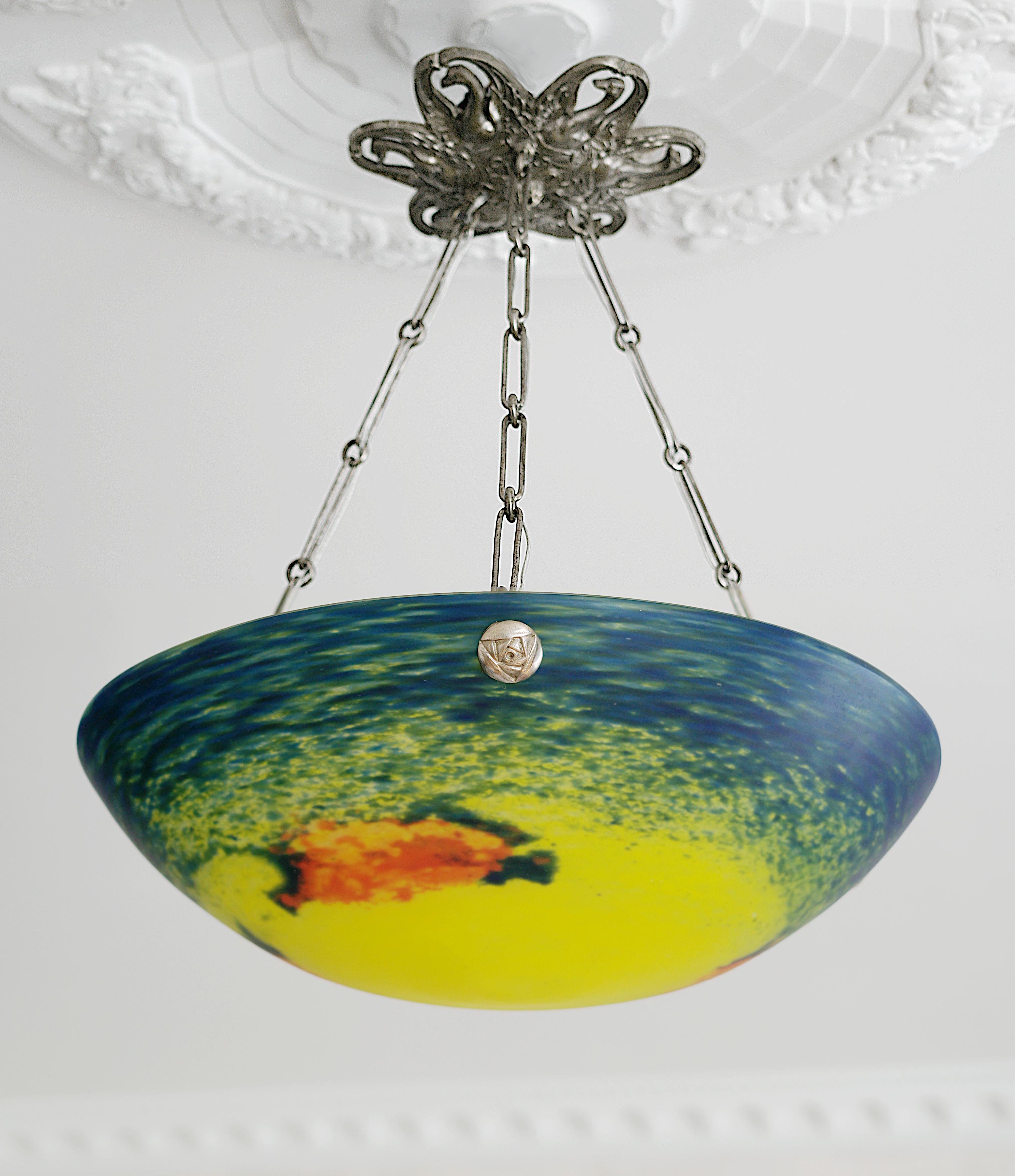 Noverdy Wide French Art Deco Swans Pendant Chandelier, Late 1920s For Sale 2