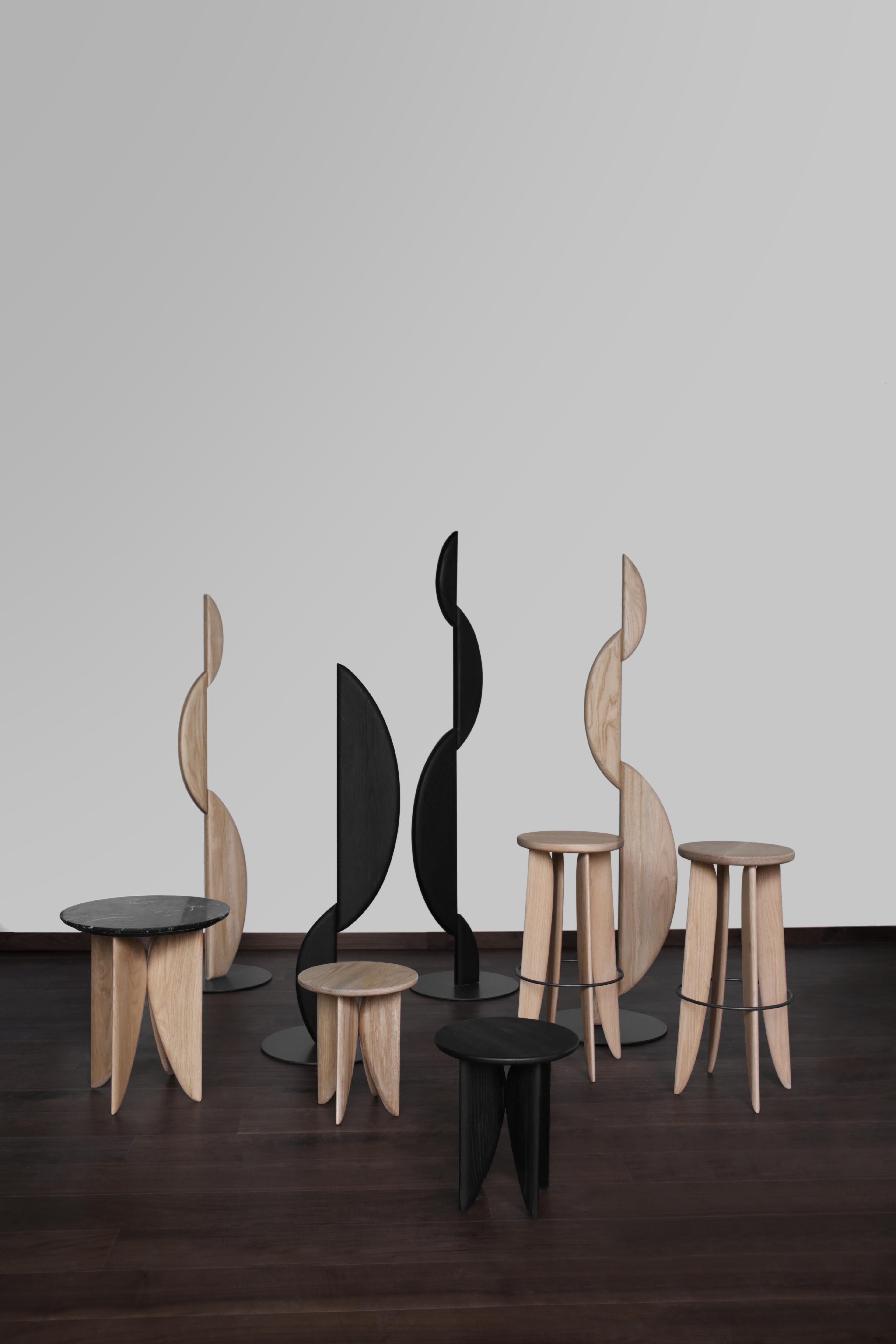 Contemporary Noviembre IV Standing Sculpture Inspired in Brancusi in Solid Wood For Sale