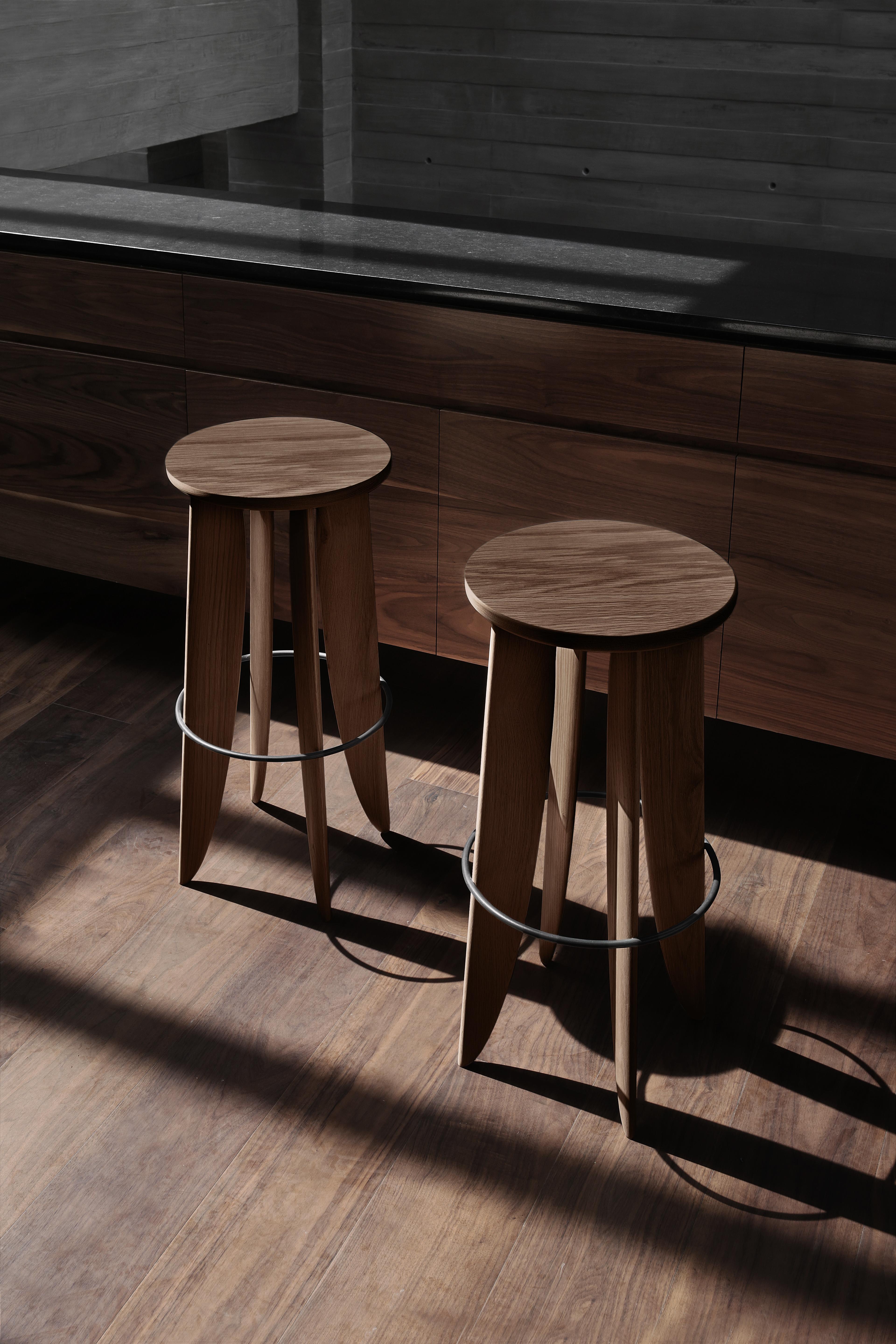 Noviembre XIII Counter Stool in Oak Wood by Joel Escalona

The Noviembre collection is inspired by the creative values of Constantin Brancusi, a Romanian sculptor considered one of the most influential artists of the twentieth century, who,