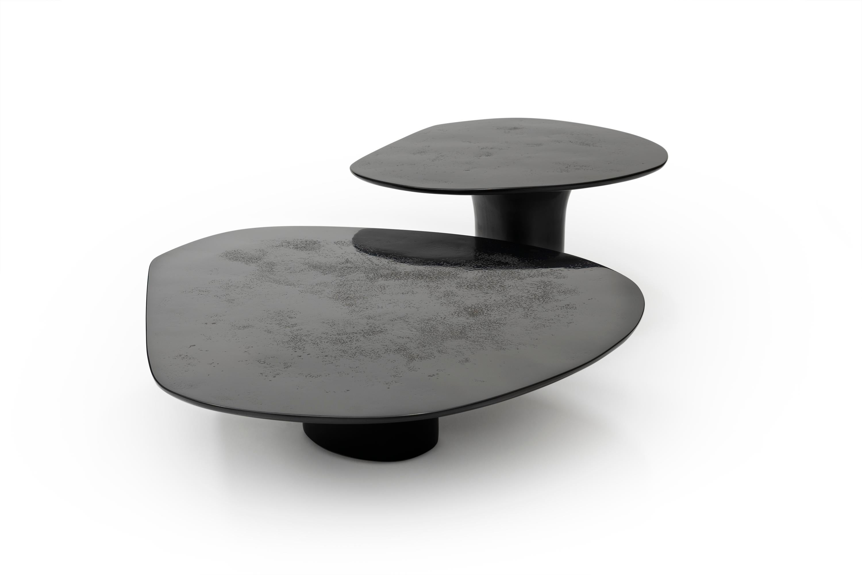 Moderne NR Black Smooth, table basse circulaire noire contemporaine du 21e siècle en vente