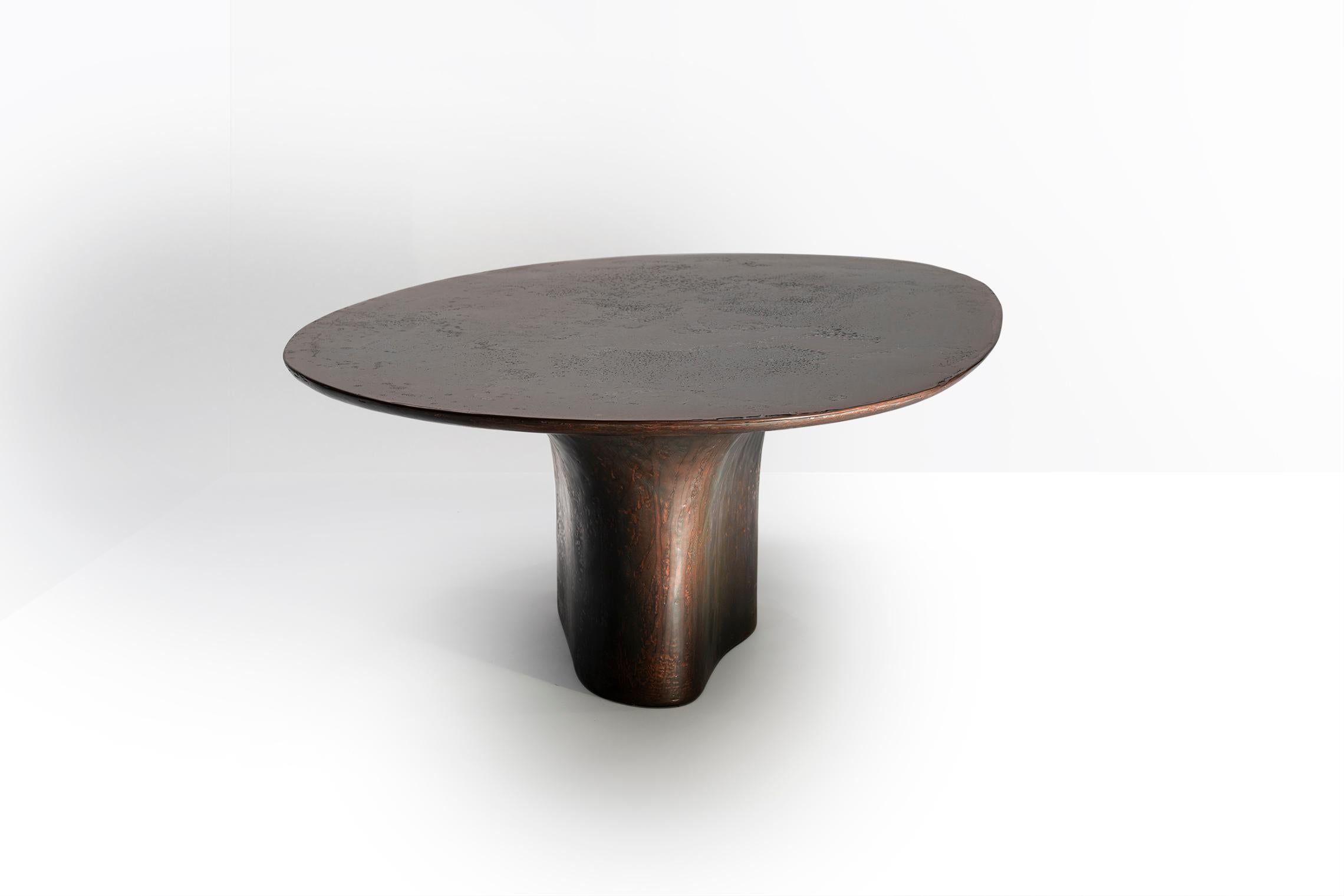Modern NR Copper V2, 21st Century Sculptured Liquid Oxidized Copper Oval Coffee Table For Sale