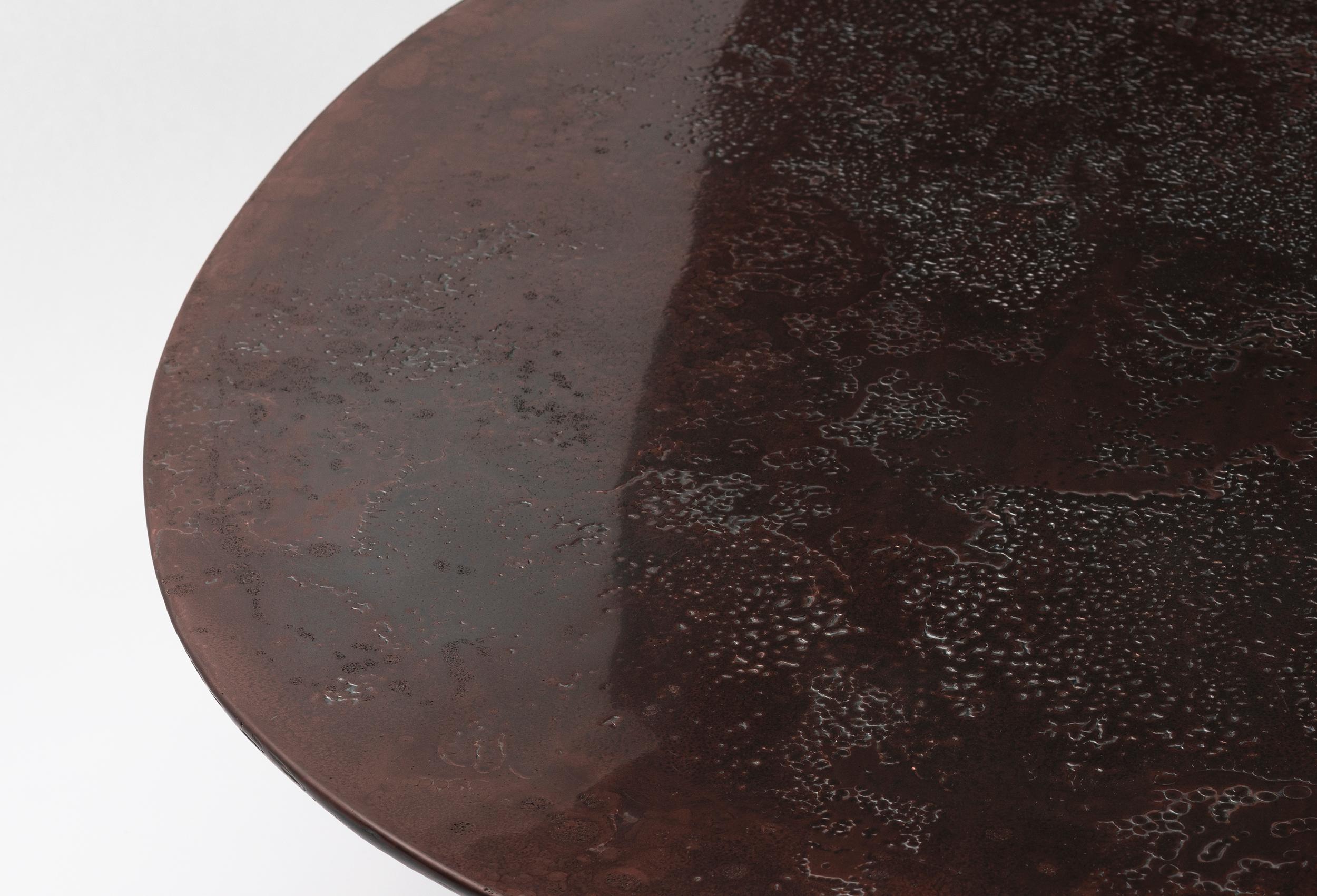 NR Copper V2, 21st Century Sculptured Liquid Oxidized Copper Oval Coffee Table In New Condition For Sale In Sofia, BG