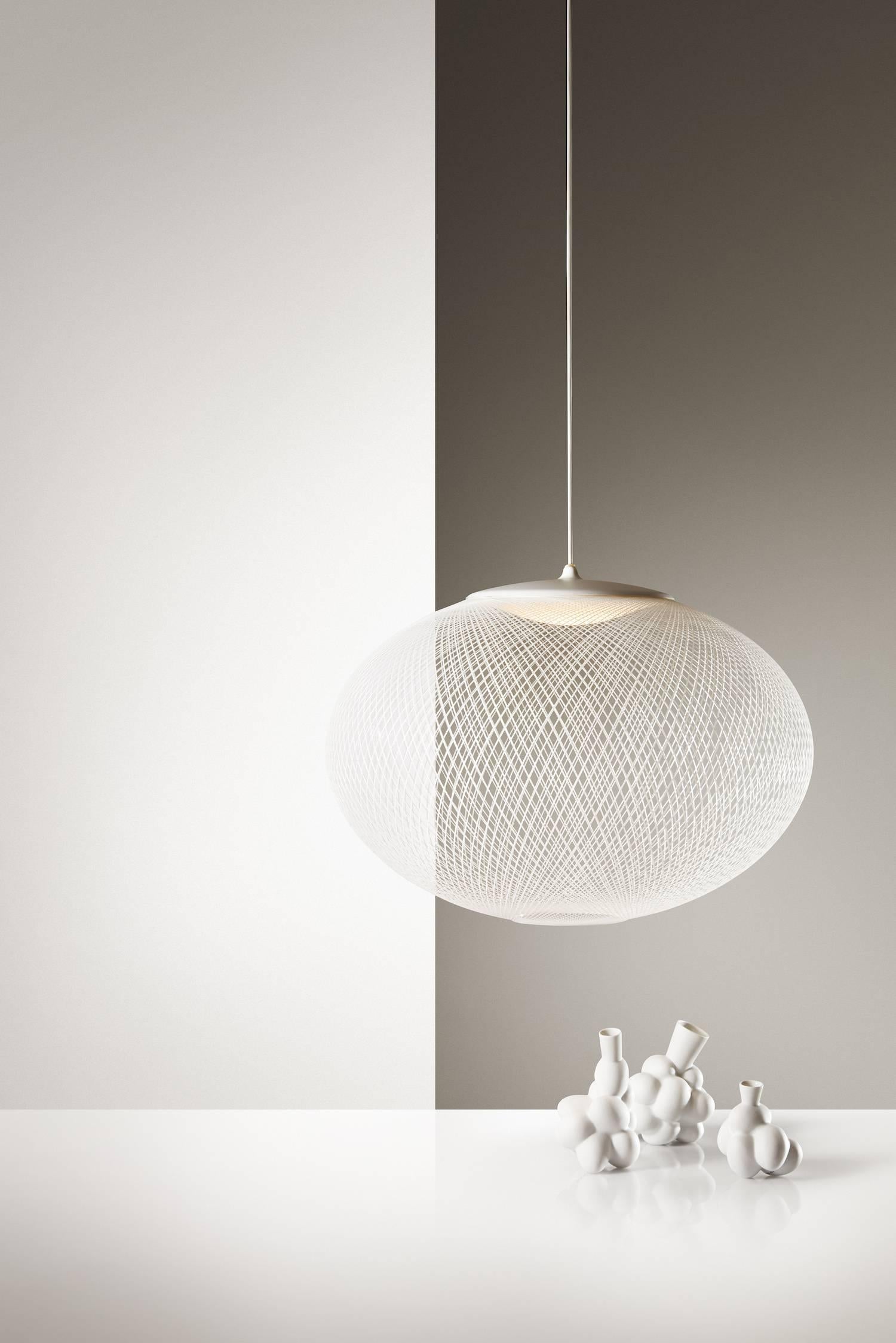 NR2 Medium White Suspension Lamp with Integrated LED by Bertjan Pot for Moooi For Sale 3
