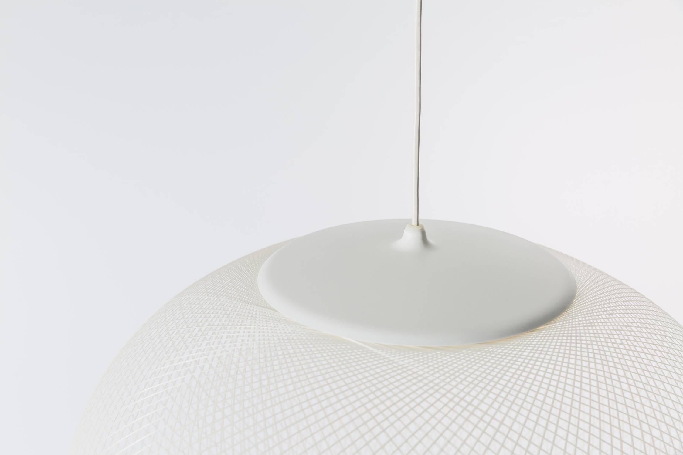 NR2 Medium White Suspension Lamp with Integrated LED by Bertjan Pot for Moooi For Sale 8