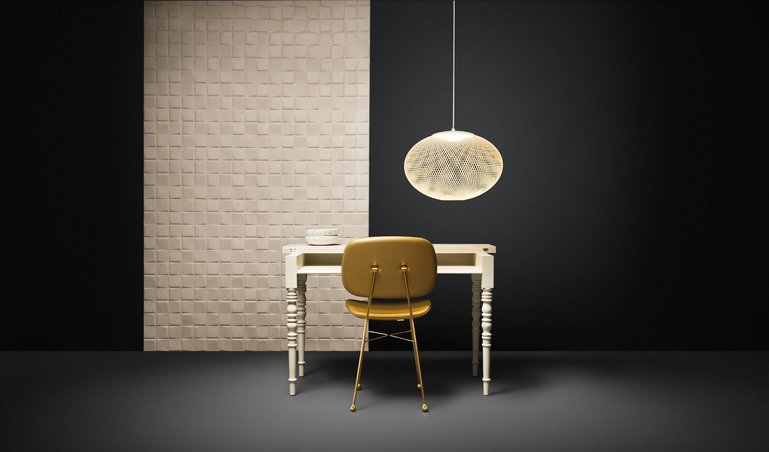 Modern NR2 Medium White Suspension Lamp with Integrated LED by Bertjan Pot for Moooi For Sale