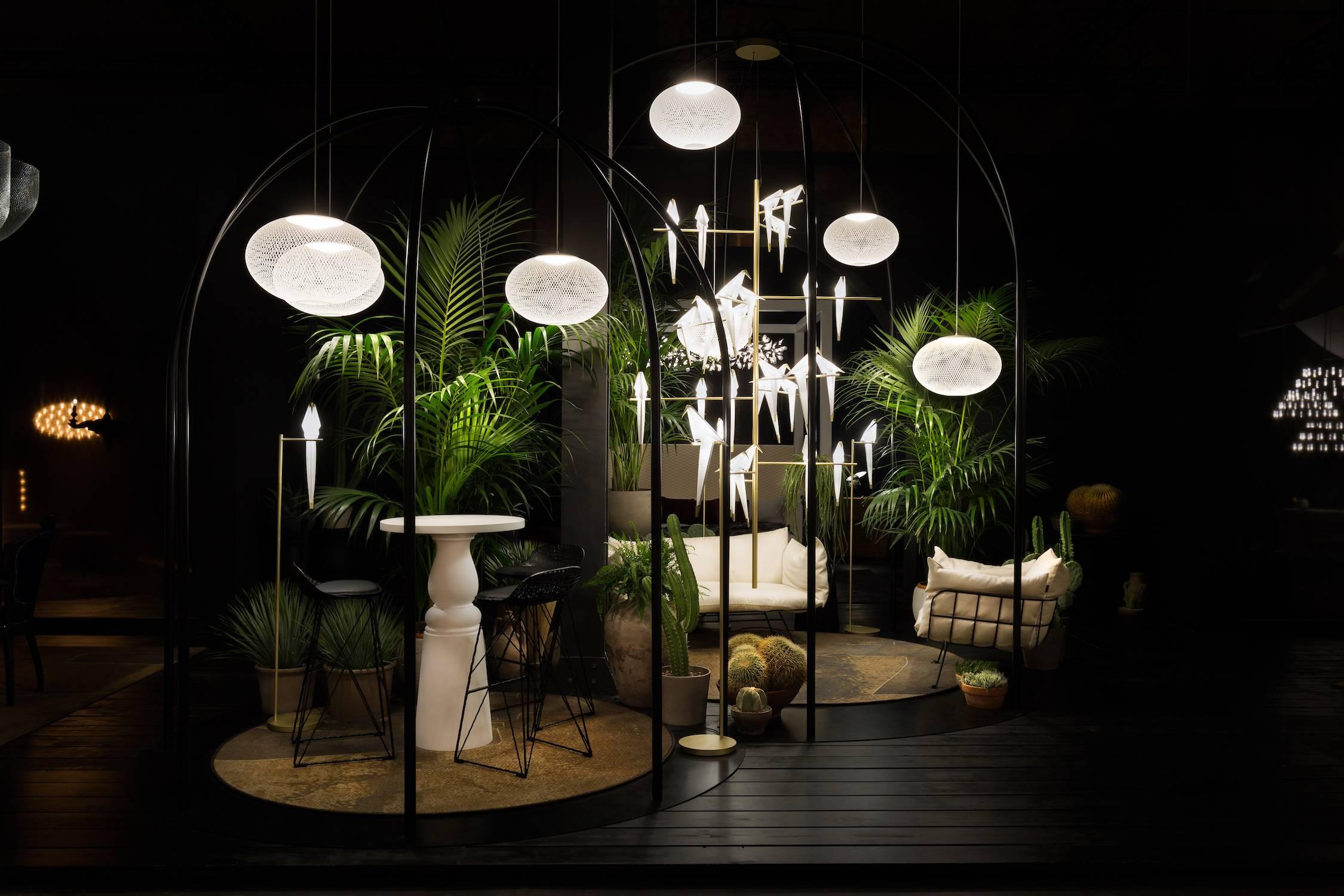 NR2 Medium White Suspension Lamp with Integrated LED by Bertjan Pot for Moooi For Sale 1