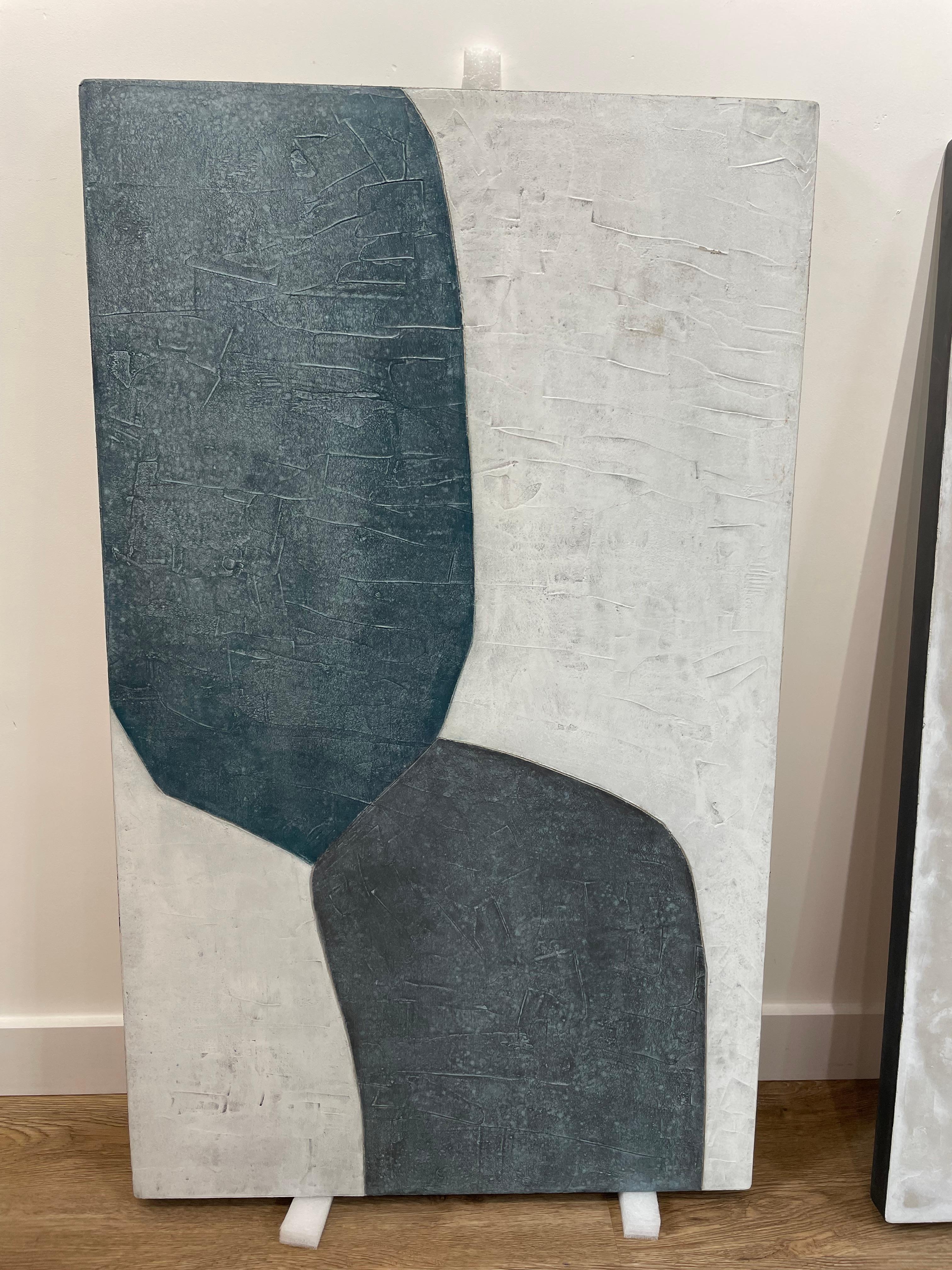 Fluïr - 21. Jahrhundert, Abstrakte Kunst, Zement auf Holz, Erdtöne – Painting von Núria Guinovart