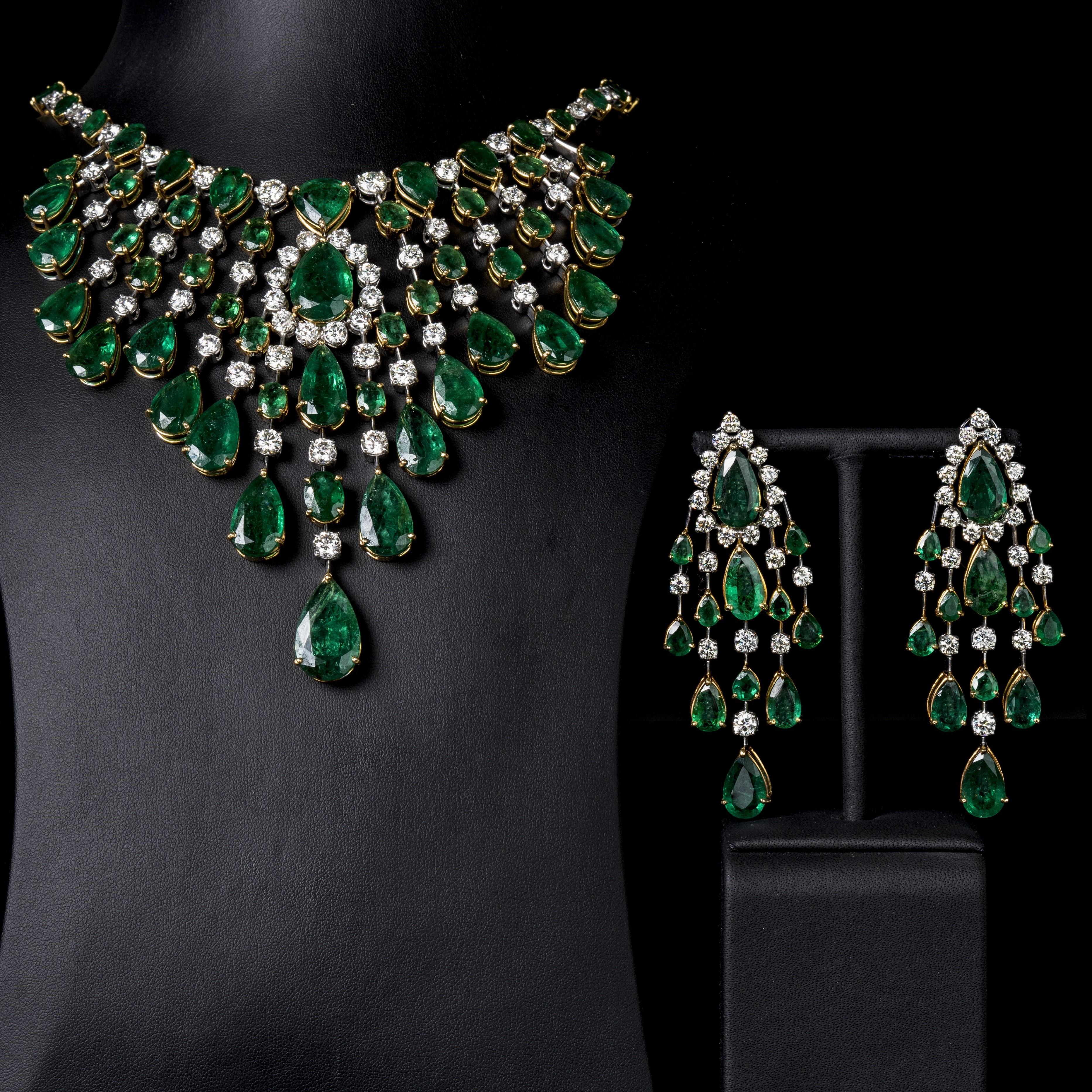 A joyous, bold and eclectic suite, the Nritya Emerald & Diamond Suite is a flurry of emotions to look at. It is exquisitely crafted to make a statement and own the room. Timeless and unabashed, the suite was designed for a power person who