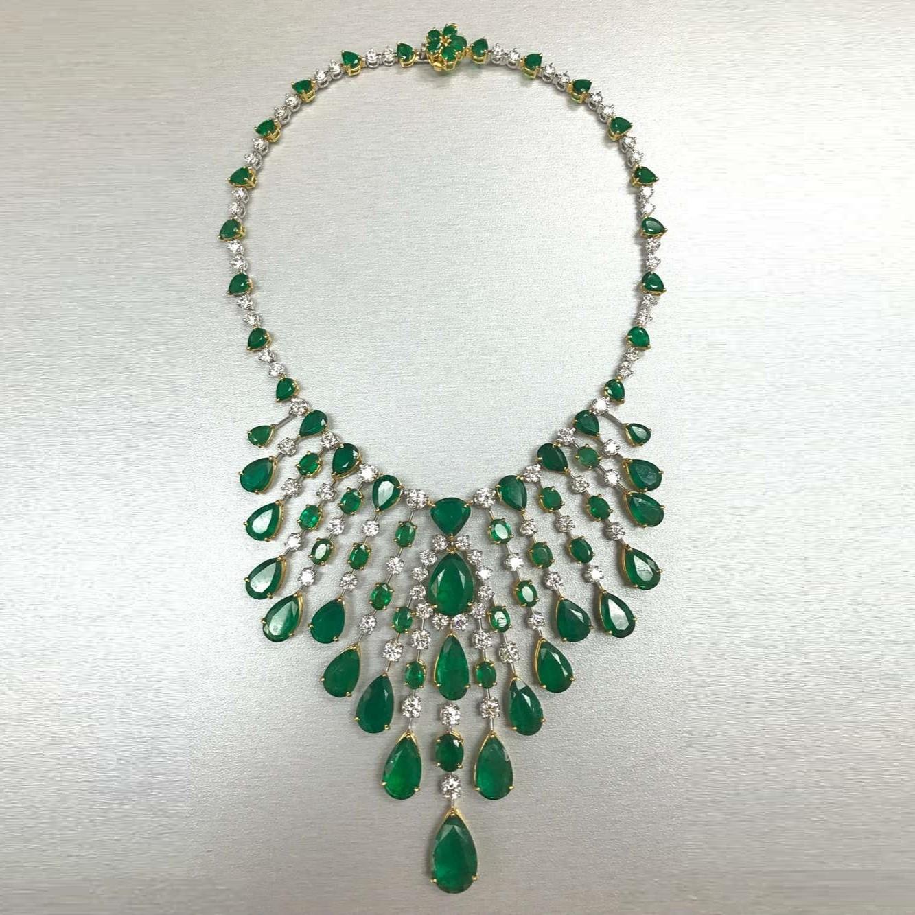 Women's or Men's Beauvince Nritya Emerald & Diamond Necklace & Earrings (179.54 ct Gemstones) For Sale