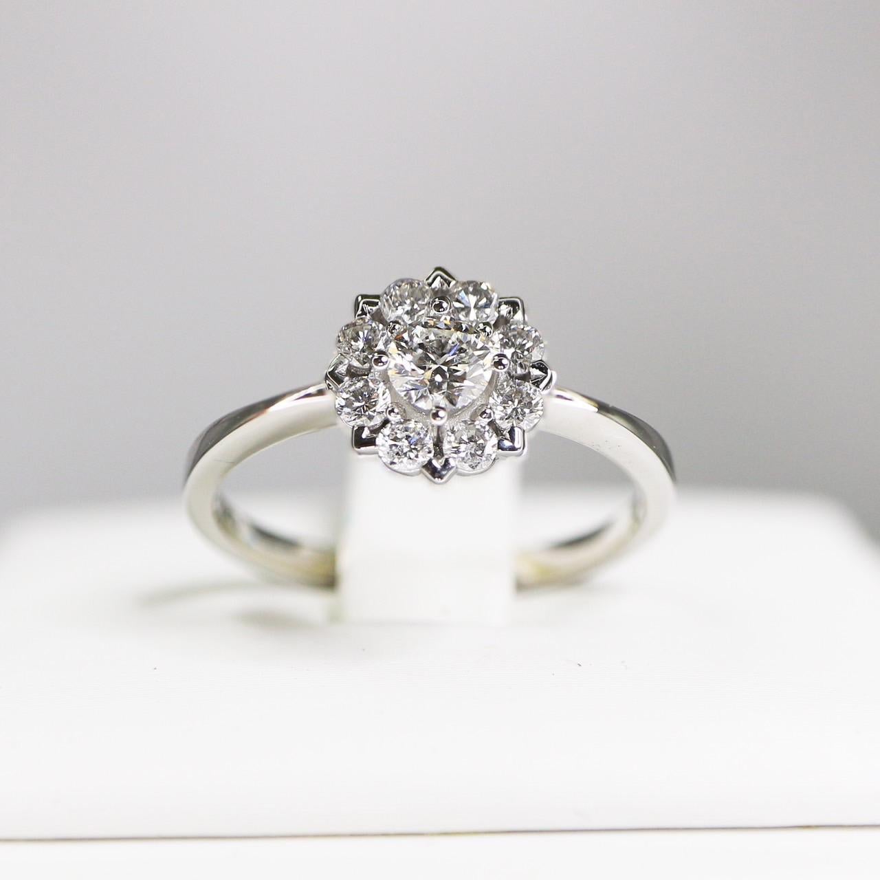 flower shape engagement ring
