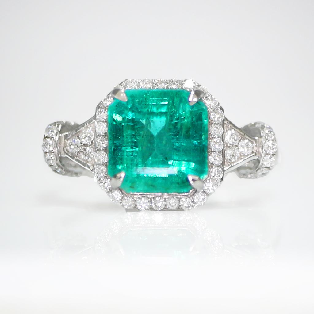 **IGI 14K 2.65 CT Zambia Natürlicher Smaragd Diamant Antiker Art Deco Verlobungsring**
Eine natürliche Sambia grün mit großen Glanz Smaragd als Mittelstein mit einem Gewicht von 2,65 ct von der FG VS Akzent Diamanten mit einem Gewicht von 0,25 ct