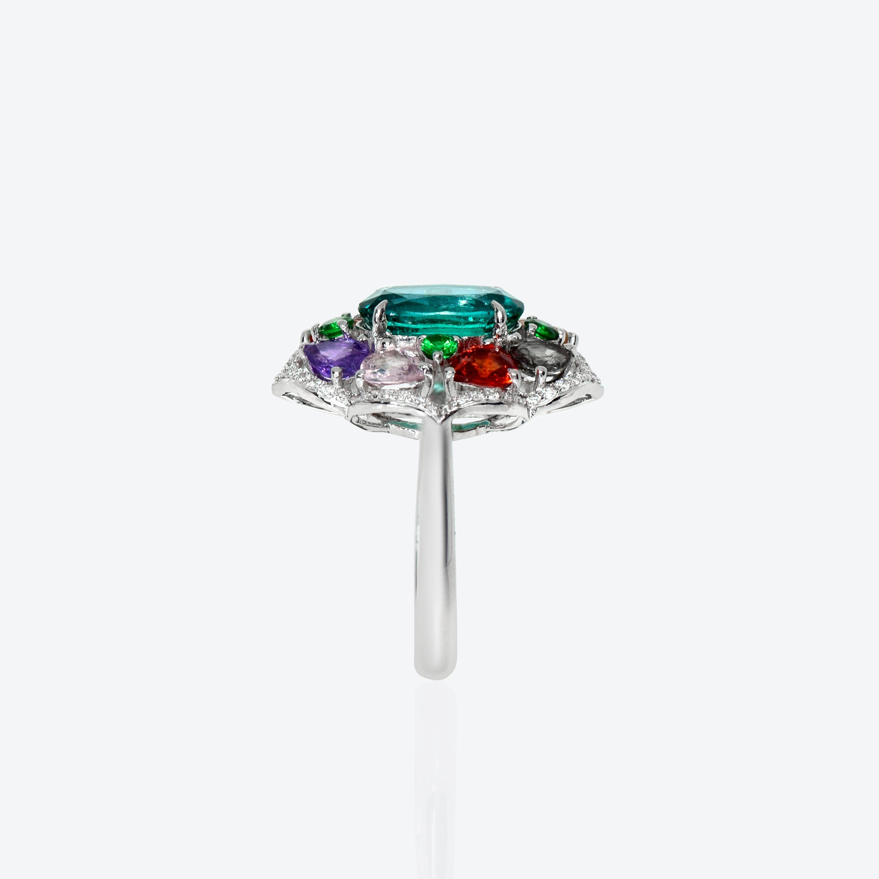Contemporary IGI 18K 2.31 Carat Emerald &Sapphires Antique Art Deco Engagement Ring For Sale