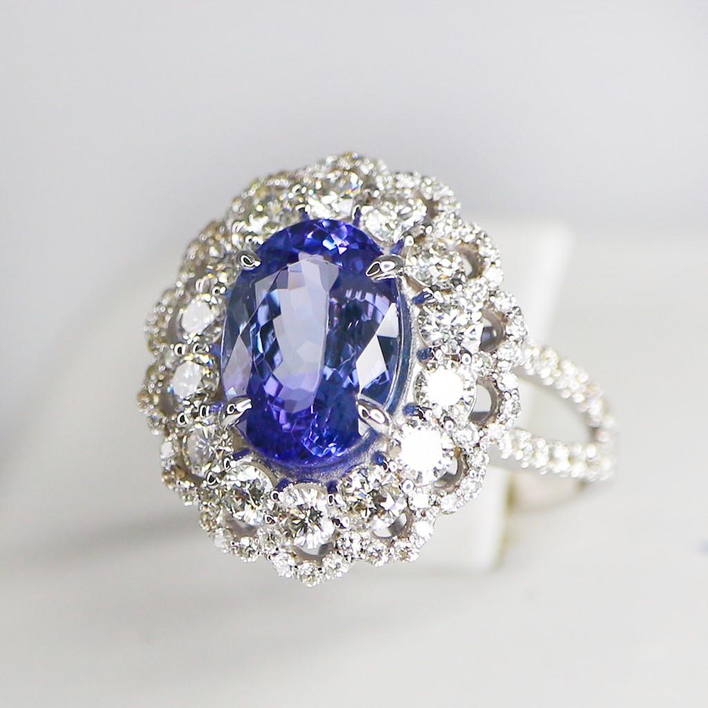 IGI 14K 3.00 Carat Tanzanite&Diamonds Antique Art Deco Engagement Ring For Sale 1