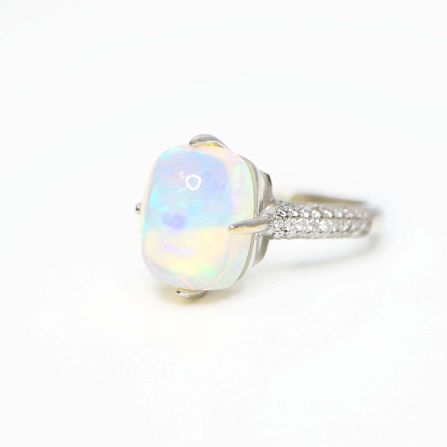 IGI 14K 4.46 ct  Natural Color Play Opal Diamonds Antique Engagement Ring In New Condition For Sale In Kaohsiung City, TW