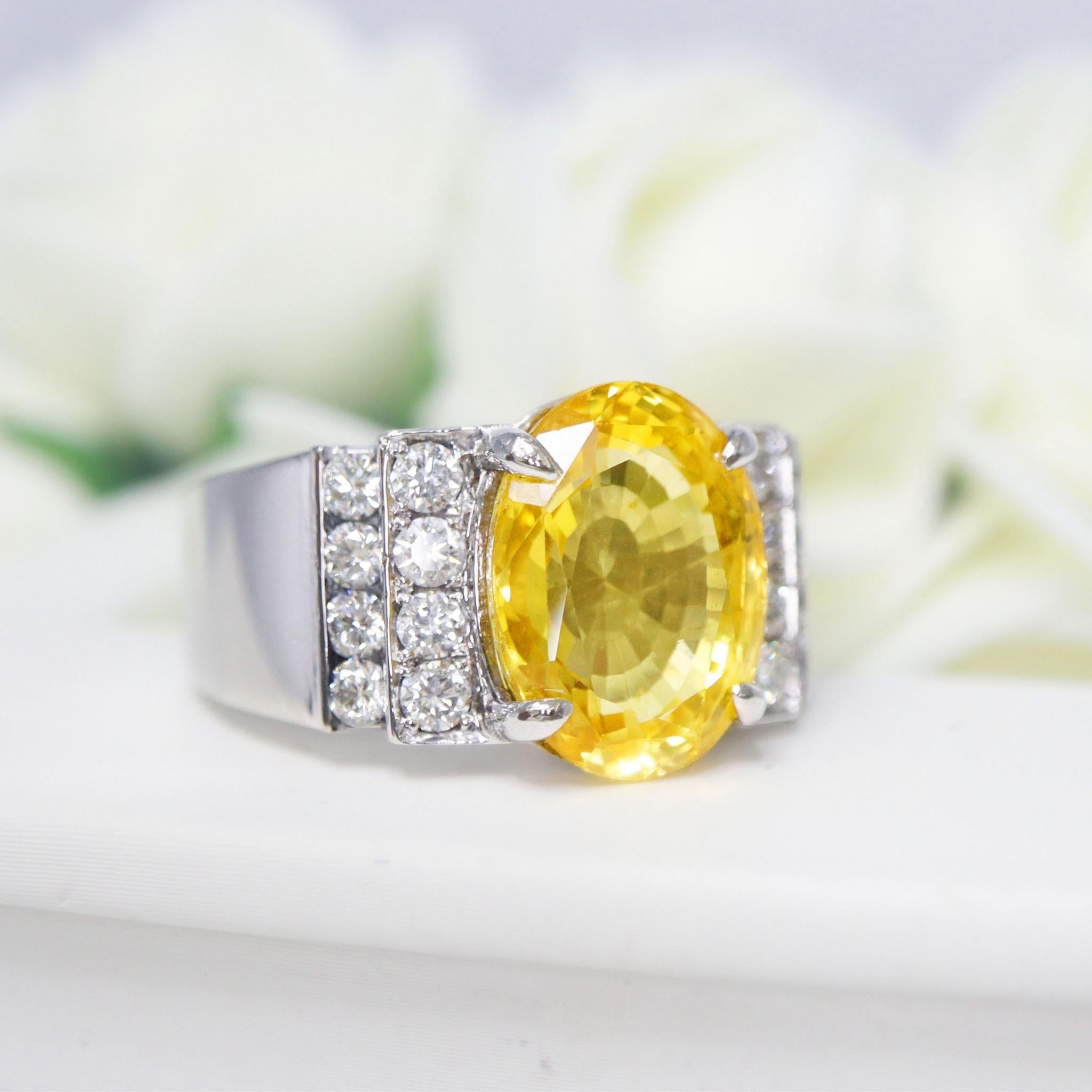 IGI PT950 9.54 Ct Unheated Yellow Sapphire Antique Art Deco Engagement Ring For Sale 1