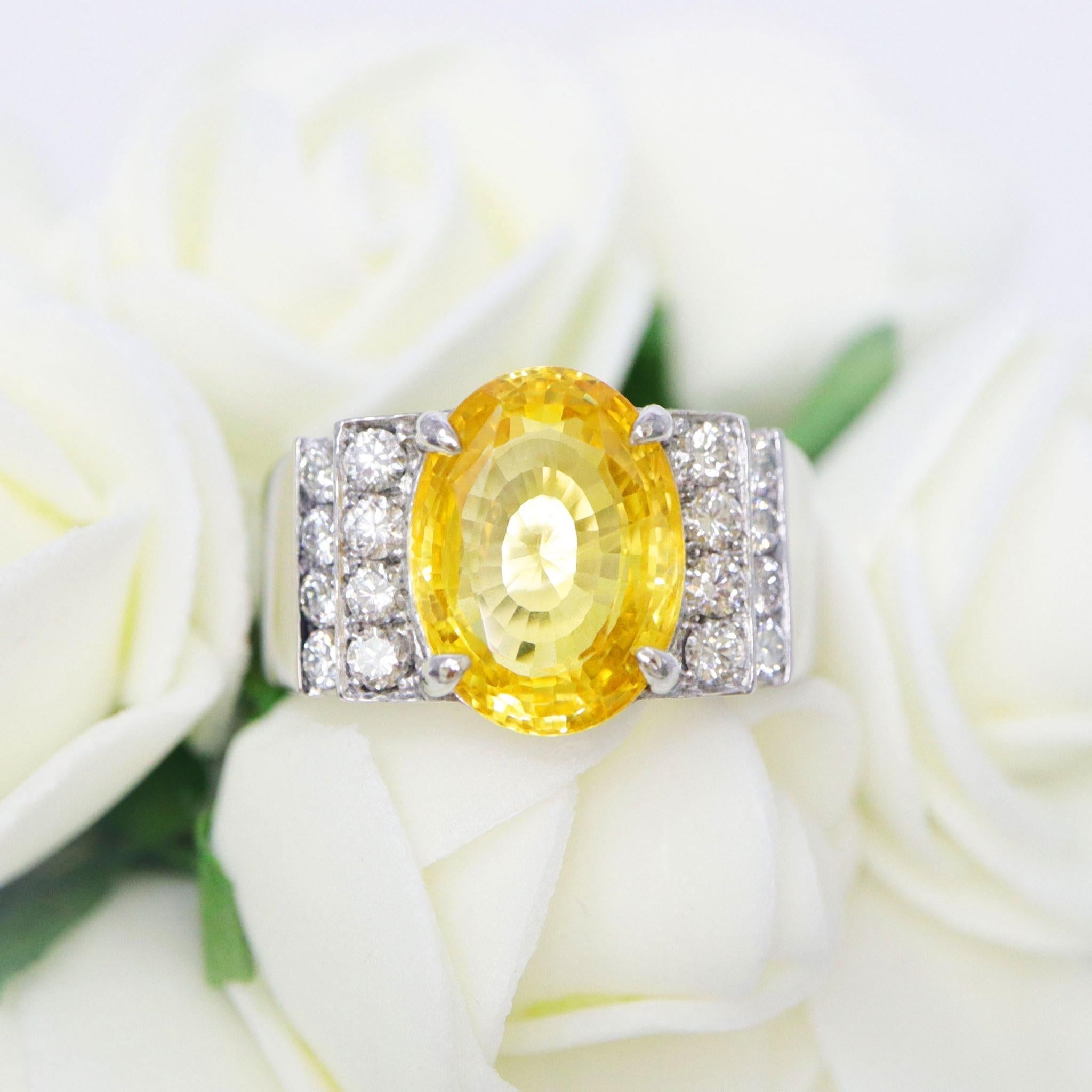 IGI PT950 9.54 Ct Unheated Yellow Sapphire Antique Art Deco Engagement Ring For Sale 3
