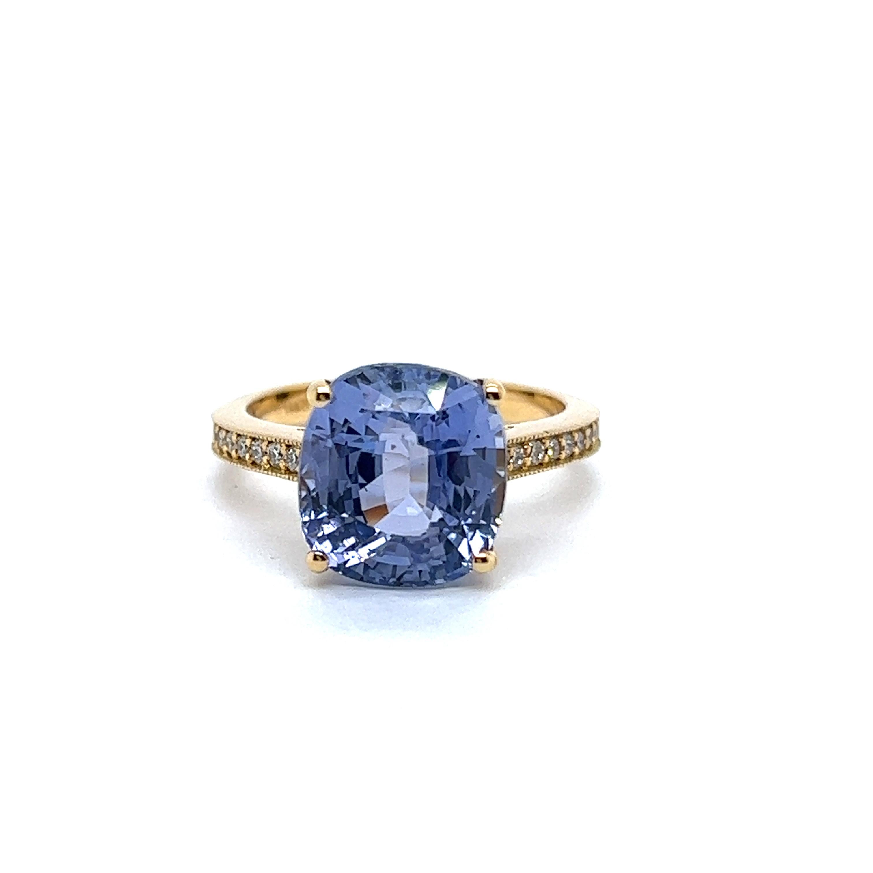 Blue Sapphire NTE Ring with Diamonds in Yellow 18 Karat Gold For Sale 5