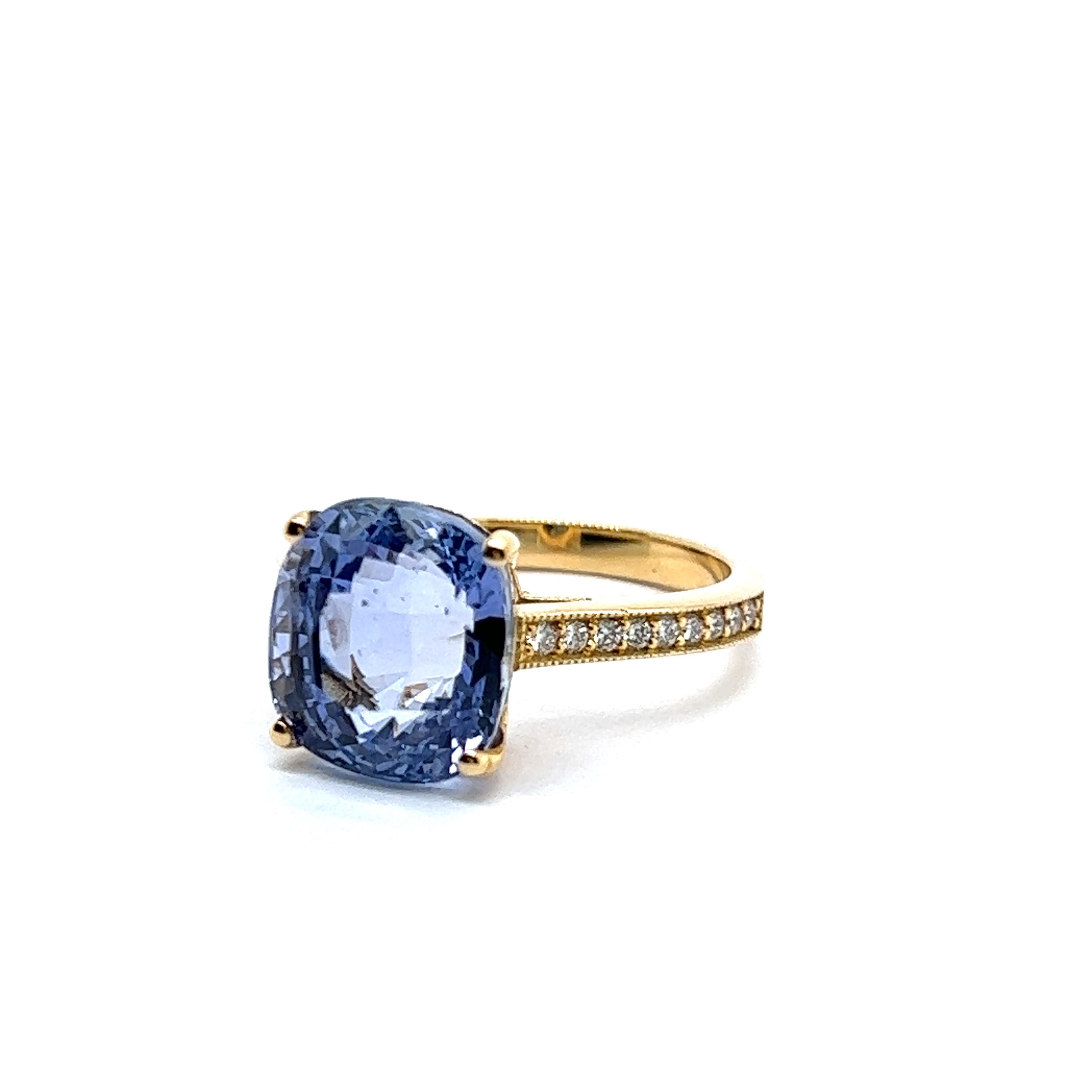 Blue Sapphire NTE Ring with Diamonds in Yellow 18 Karat Gold For Sale 1