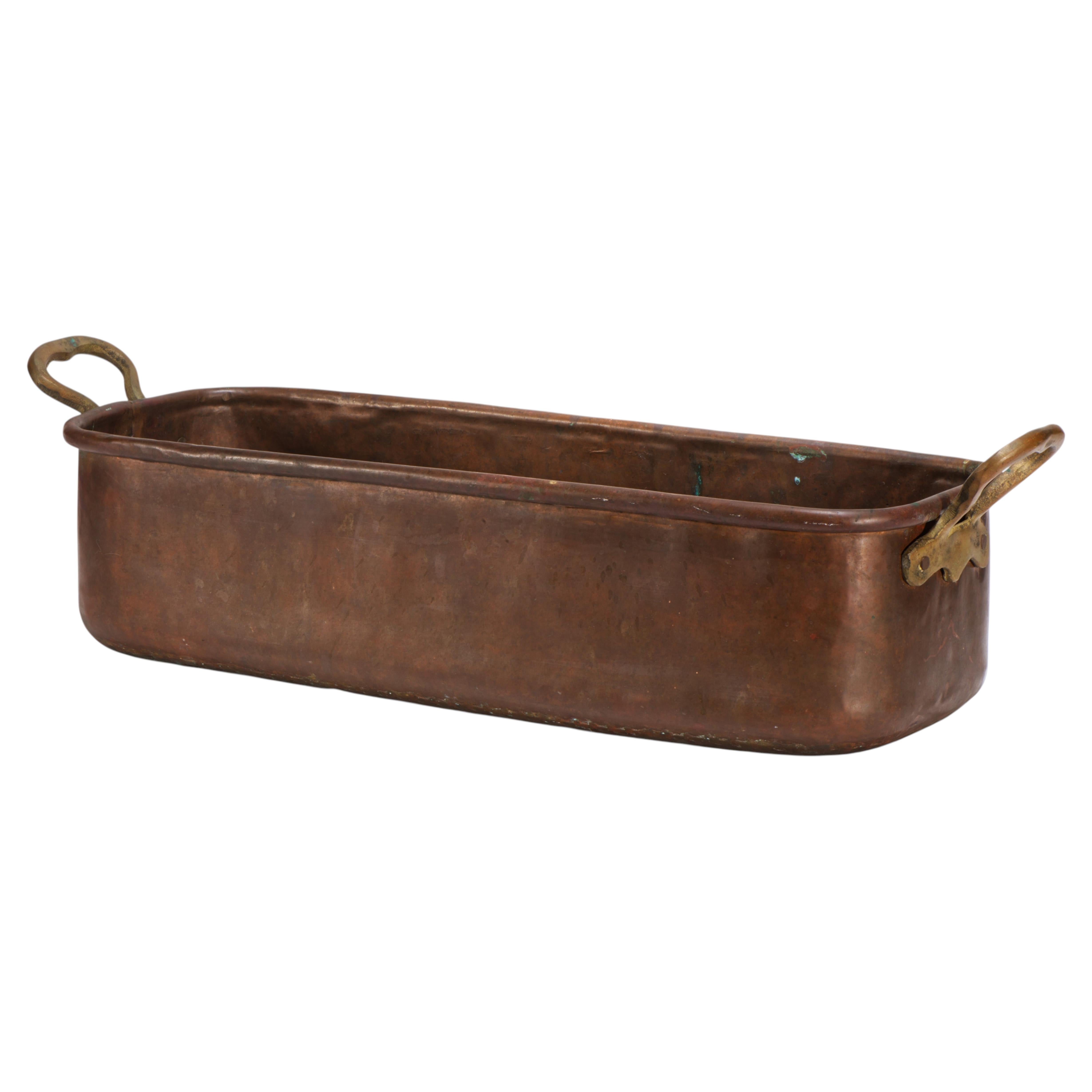 Antique American Large Dovetailed Copper Pot Cast Brass Handles