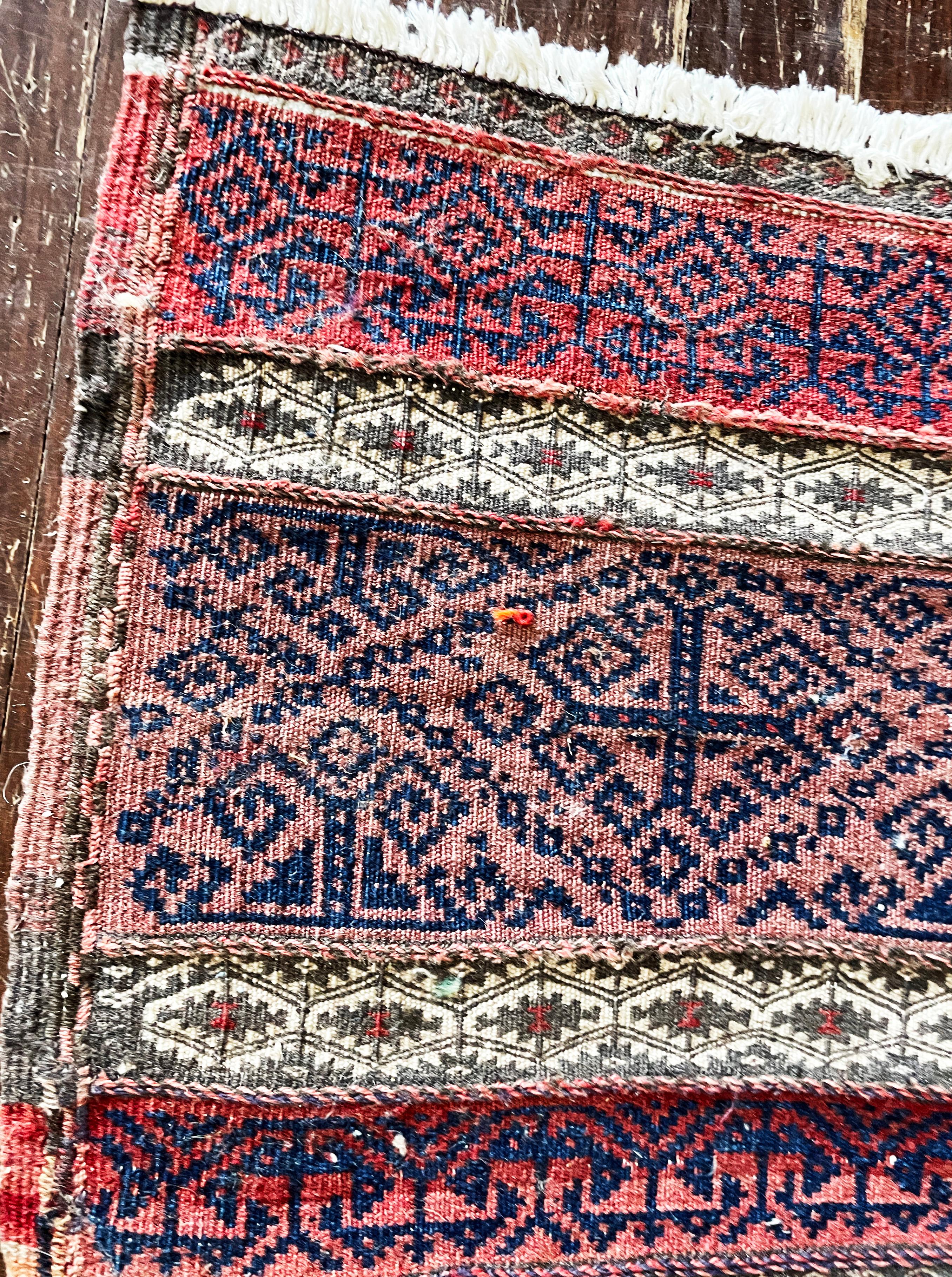 Antiker Aserbaidschanischer Teppich/Tasche Soumak-Kelim (Persisch) im Angebot