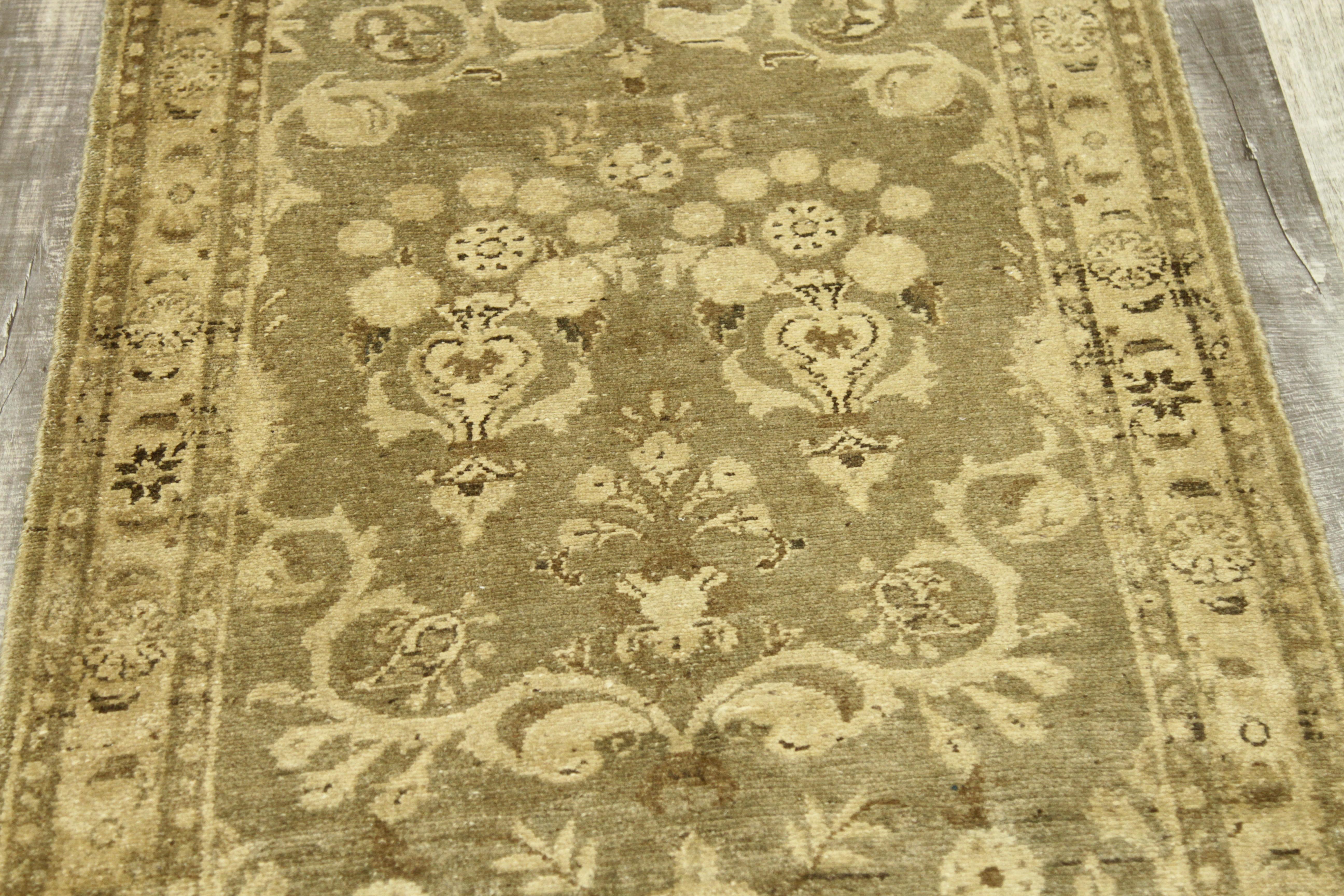 Antique Persian Rug Filled with Hamedan Design Patterns from the 1950s For Sale 13