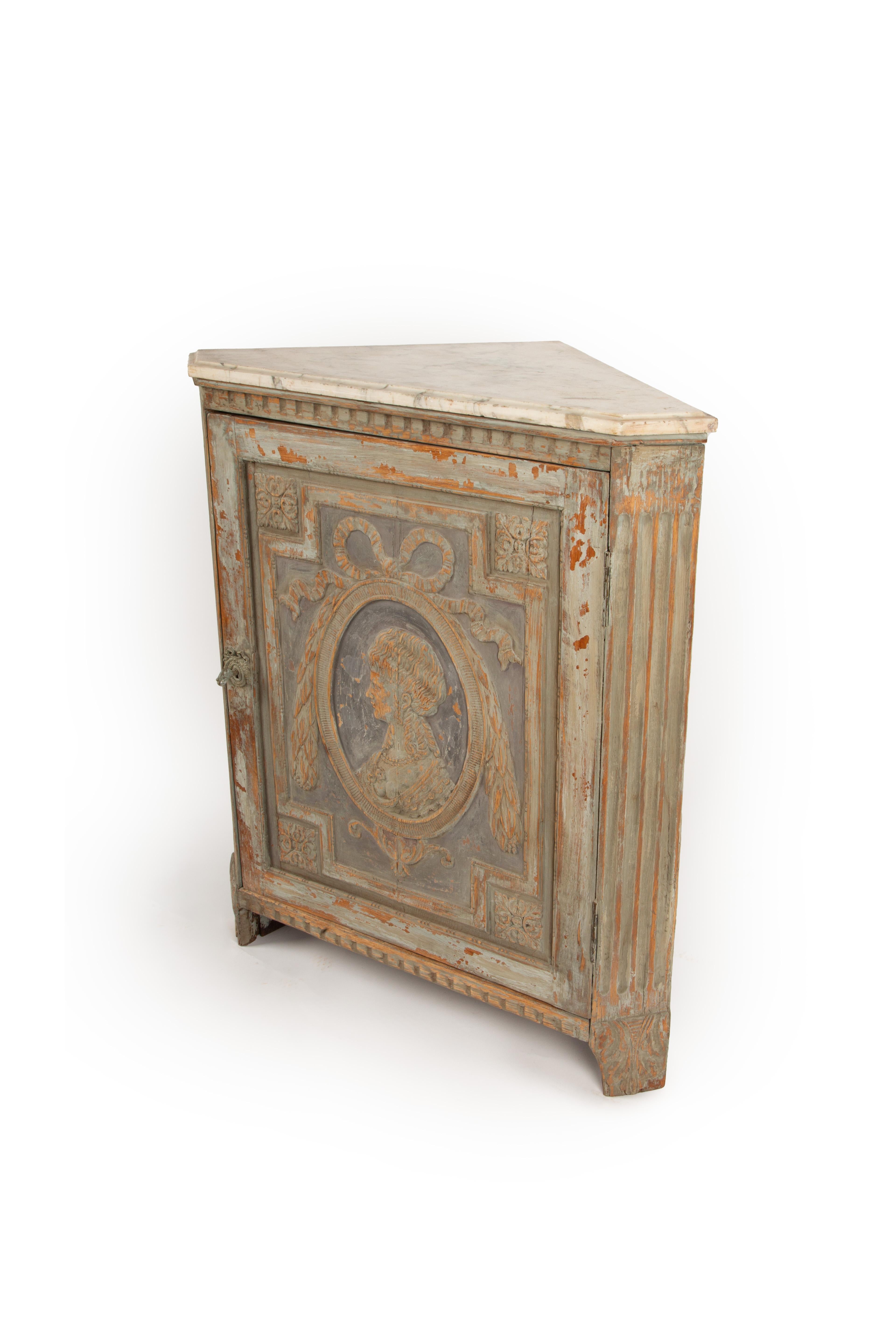 Swedish Intricately Carved 18th/19th-Century Gustavian Corner Cabinet with Marble Top