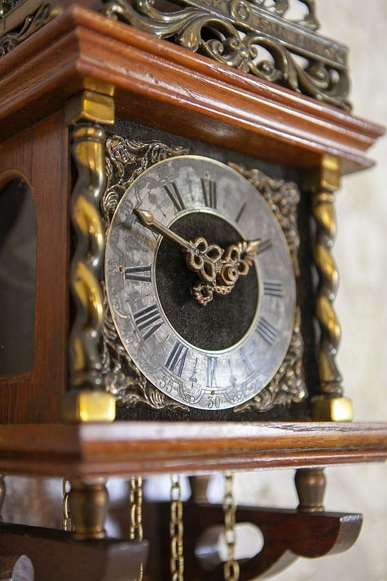 Dutch Nu Elck Syn Sin Wall Clock from the Early 20th Century