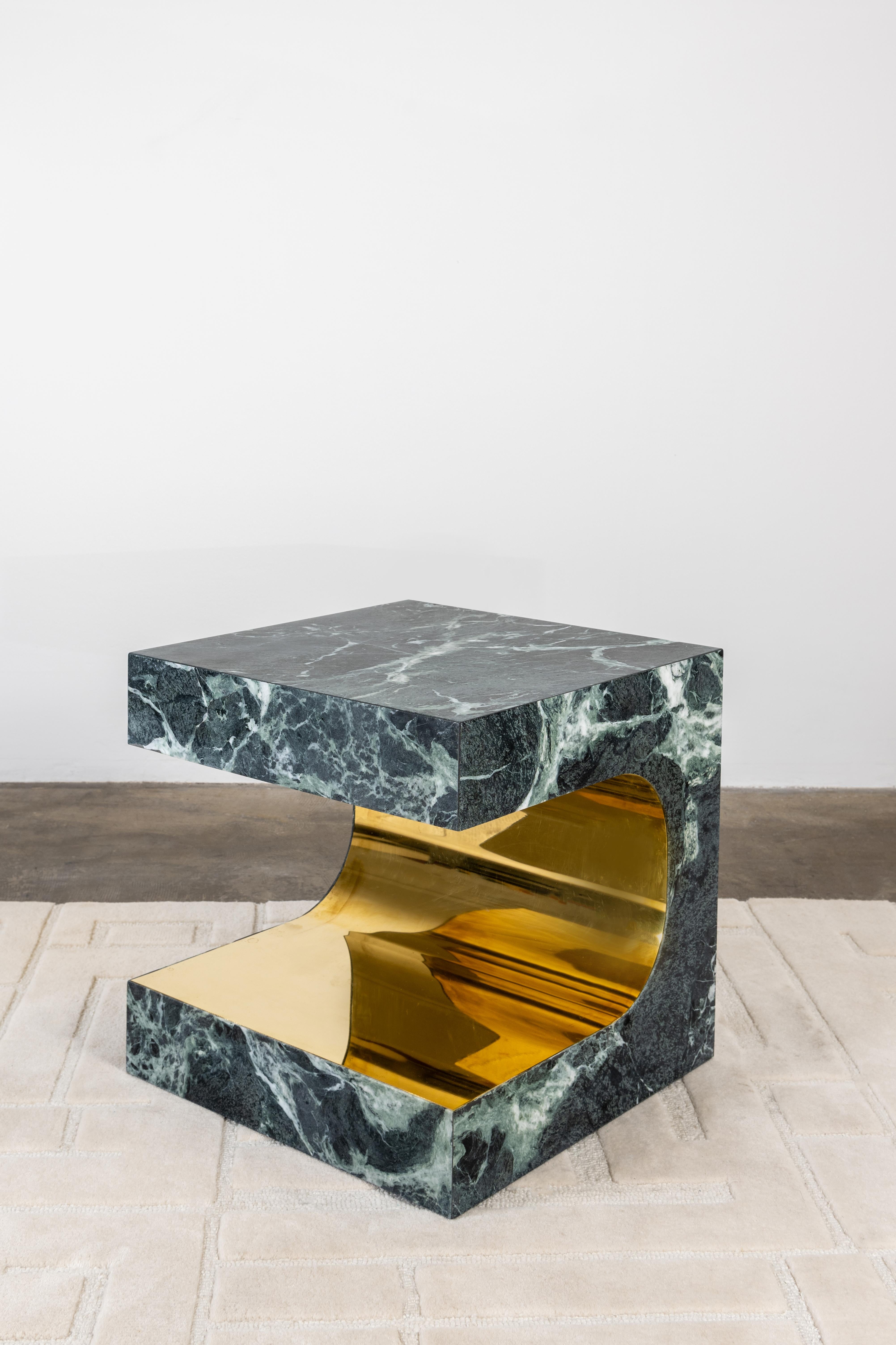 Italian NU - Hand made Coffeetable in Marble and Brass For Sale
