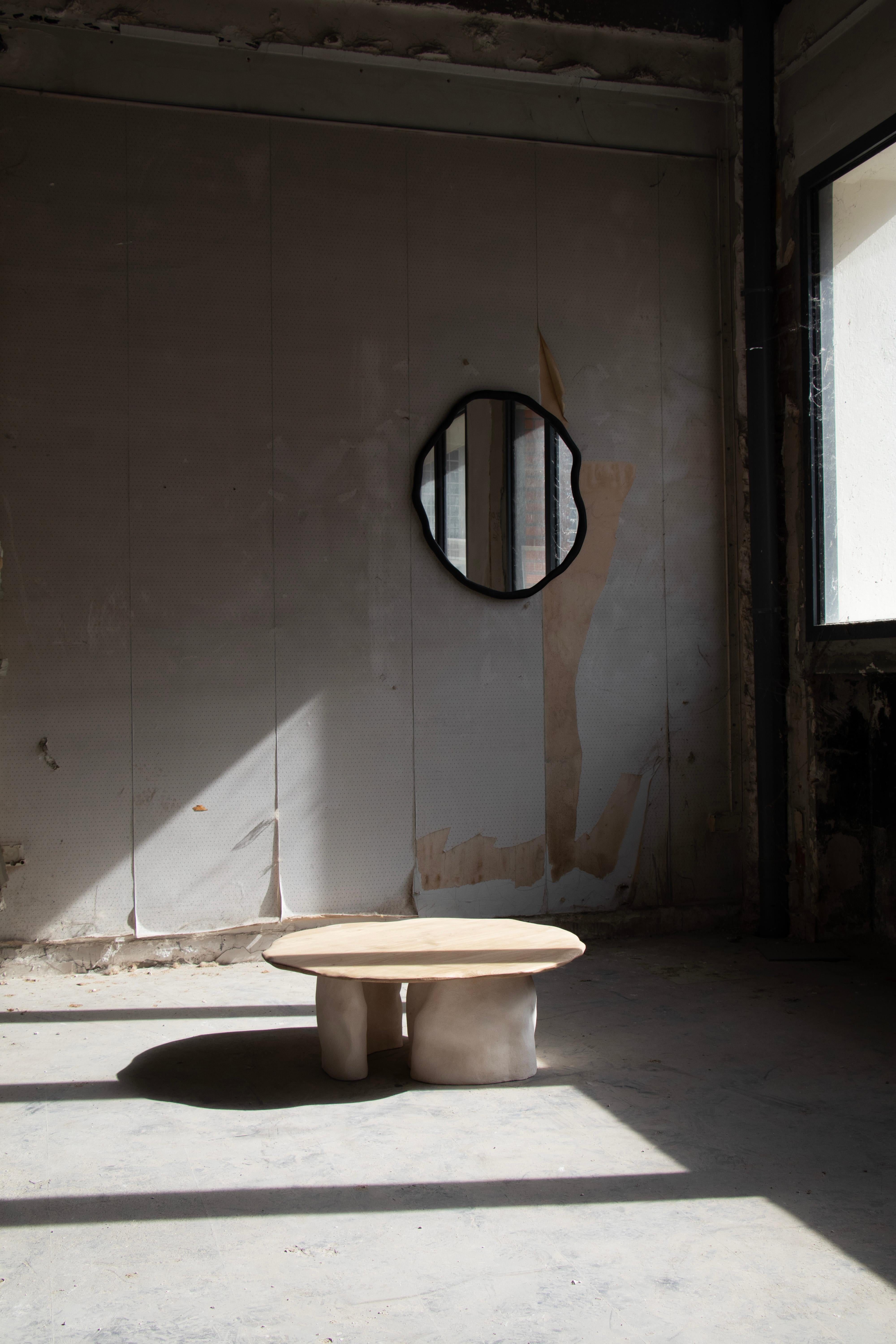 Mesa Nü de Roble Francés y Gres Chamotte Blanco de Alice Lahana Studio en venta 2