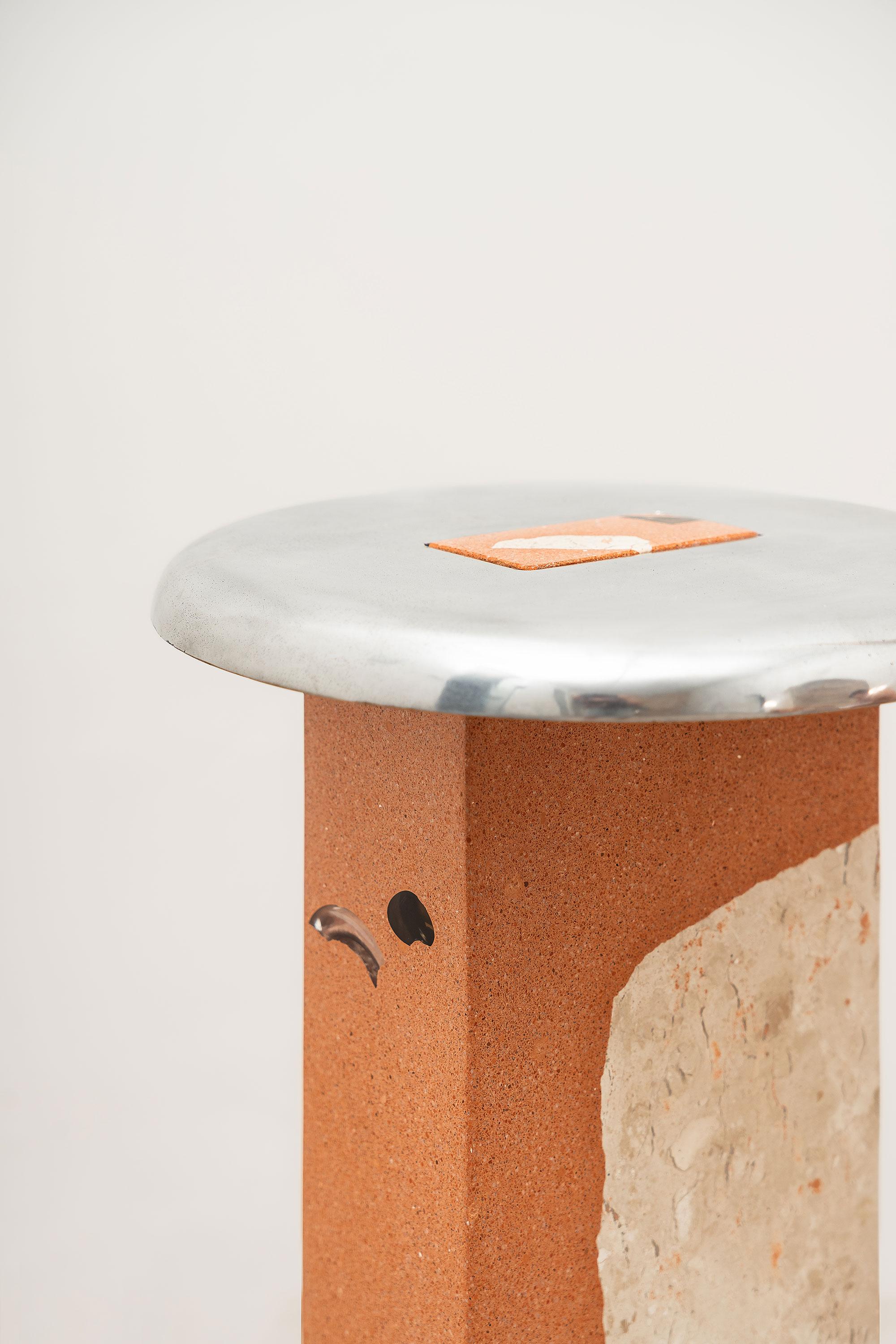 Brésilien NU Tall Side Table en vente